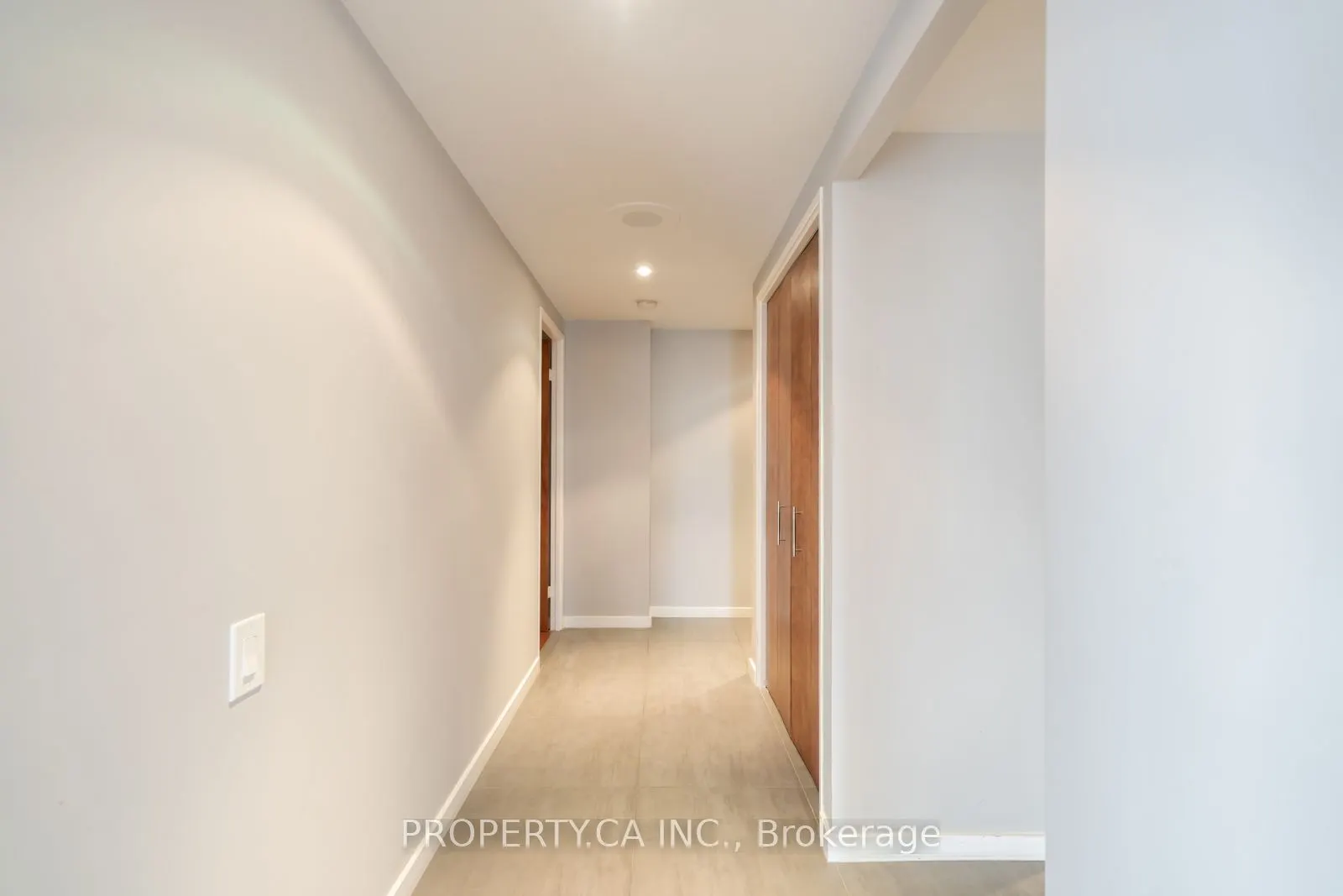 1 Concorde Place #1202