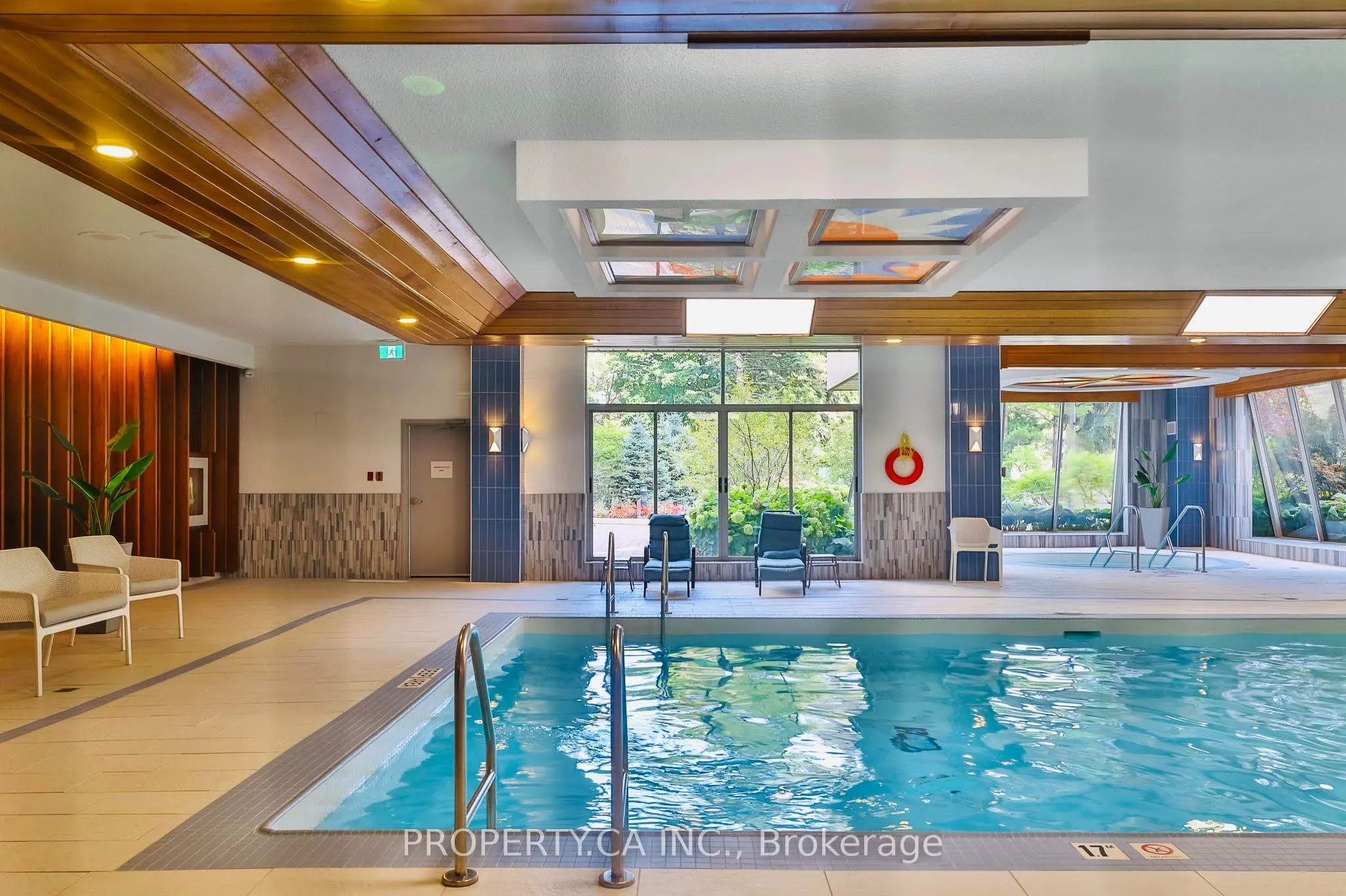 1 Concorde Place #1202
