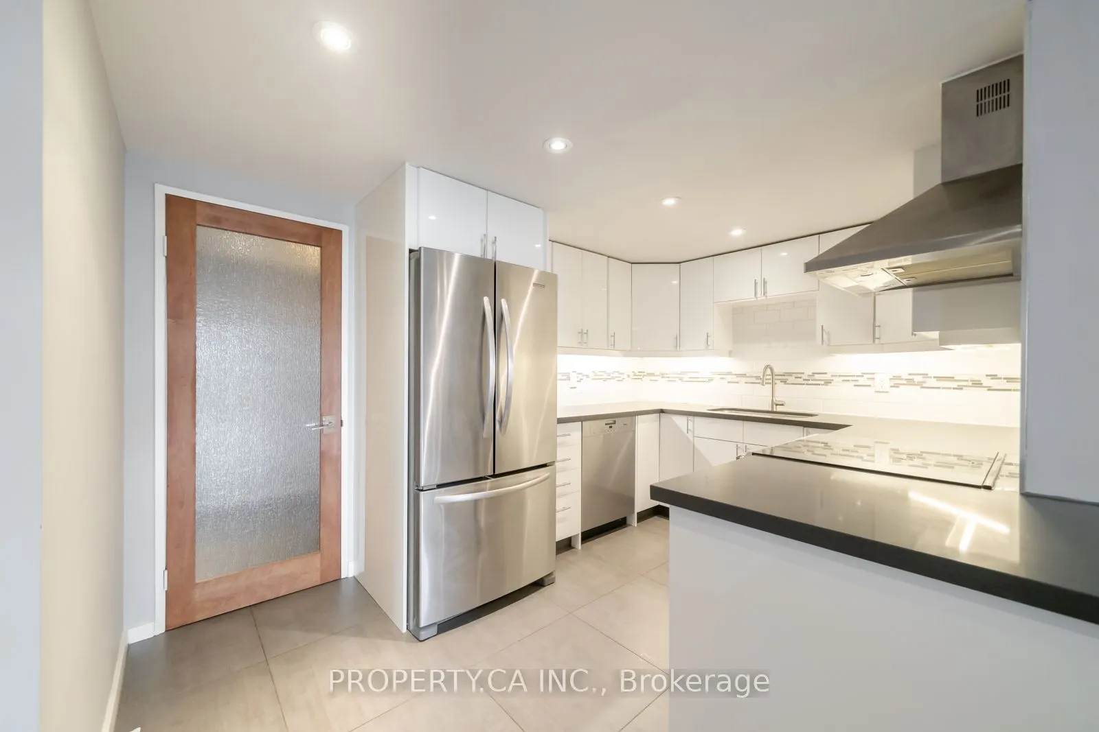 1 Concorde Place #1202