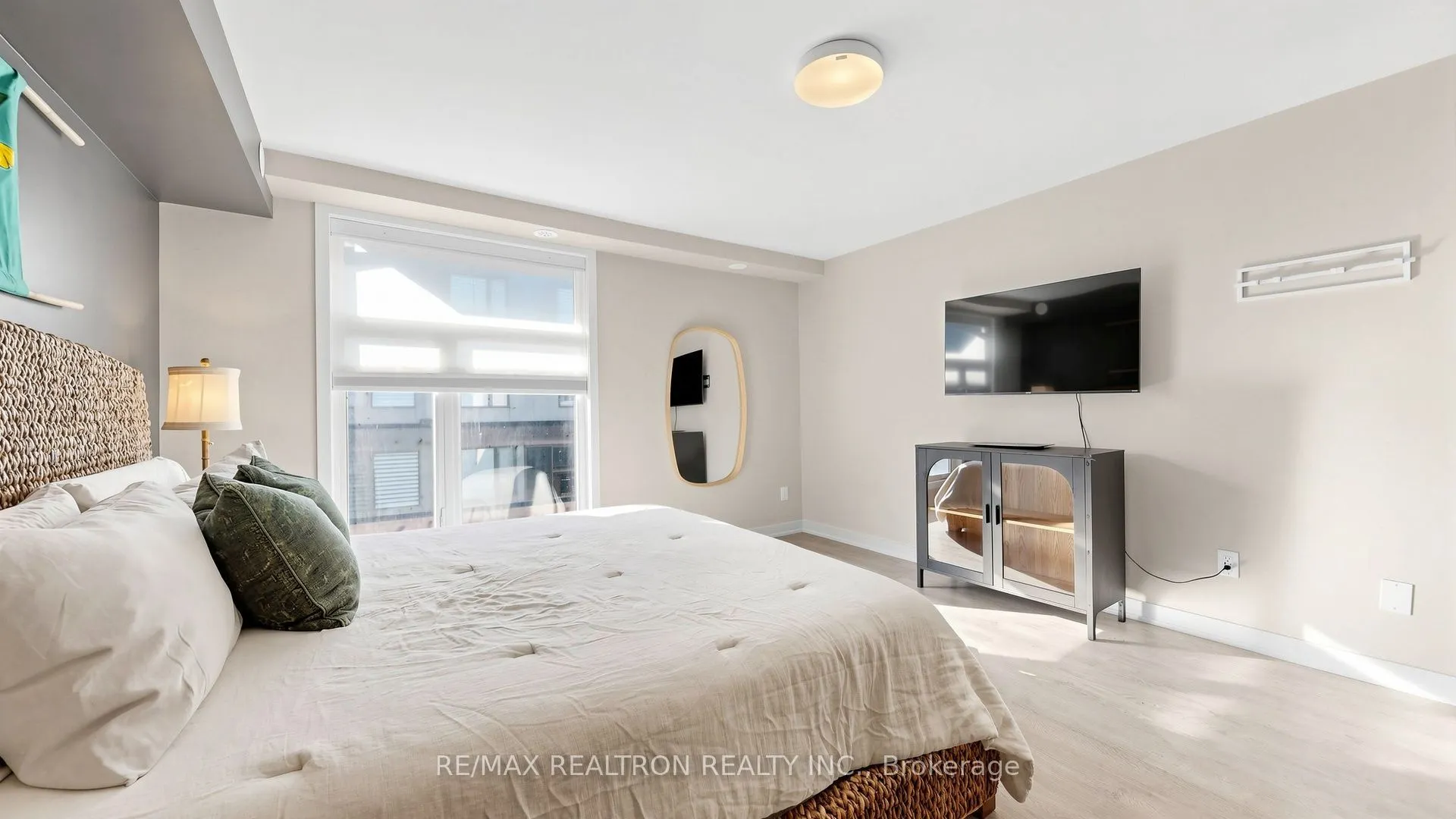 48 Hooyo Terrace