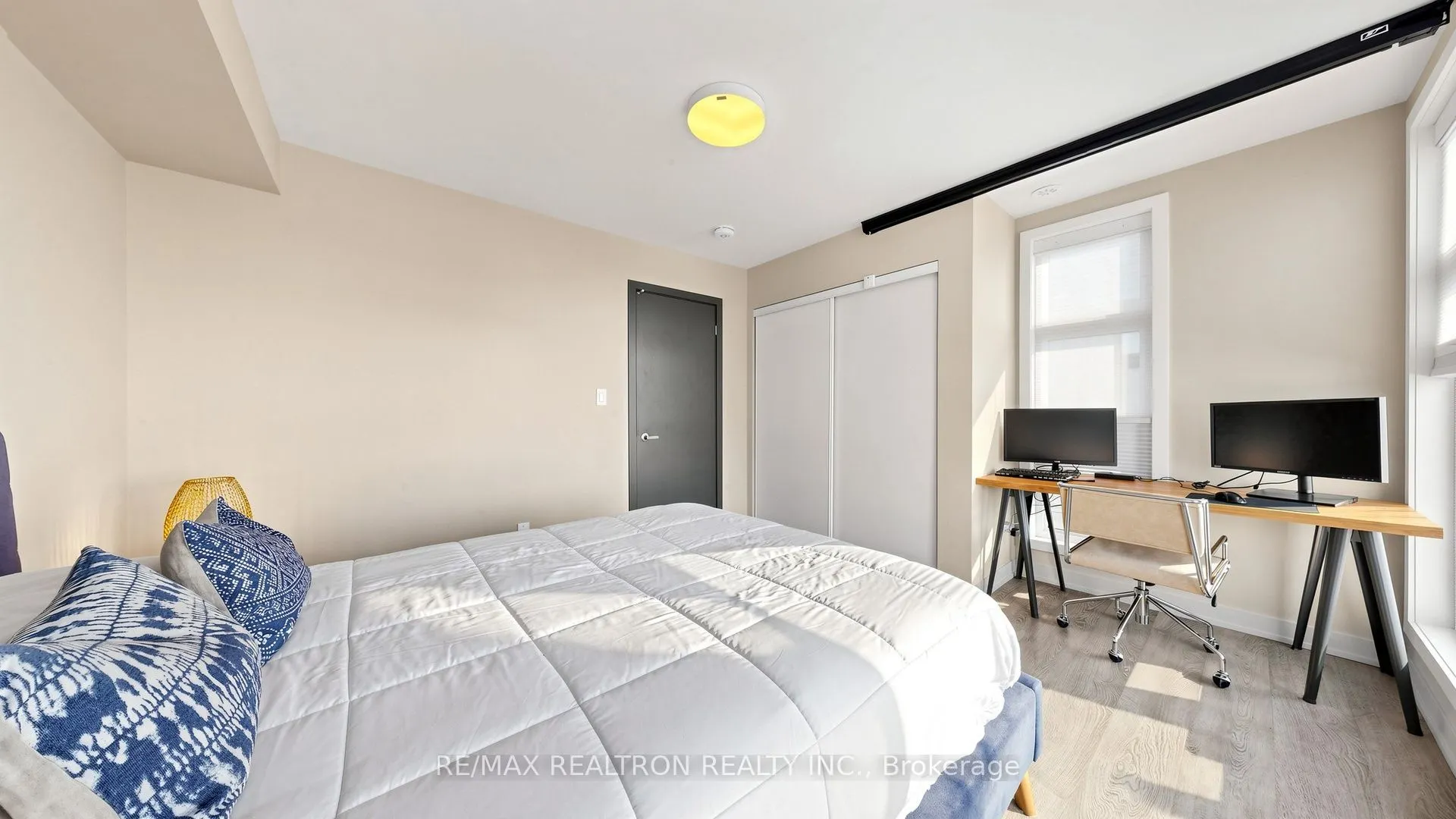 48 Hooyo Terrace