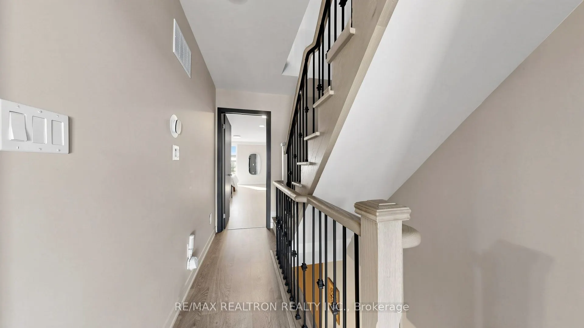 48 Hooyo Terrace