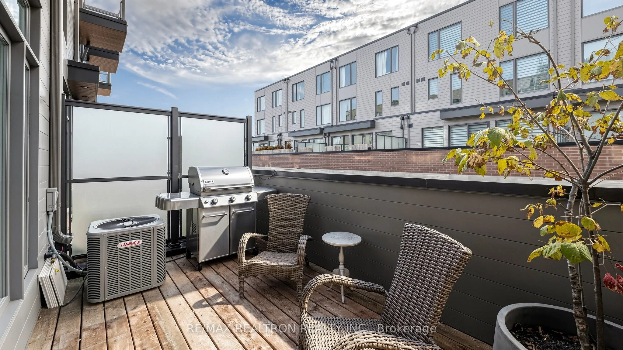 48 Hooyo Terrace