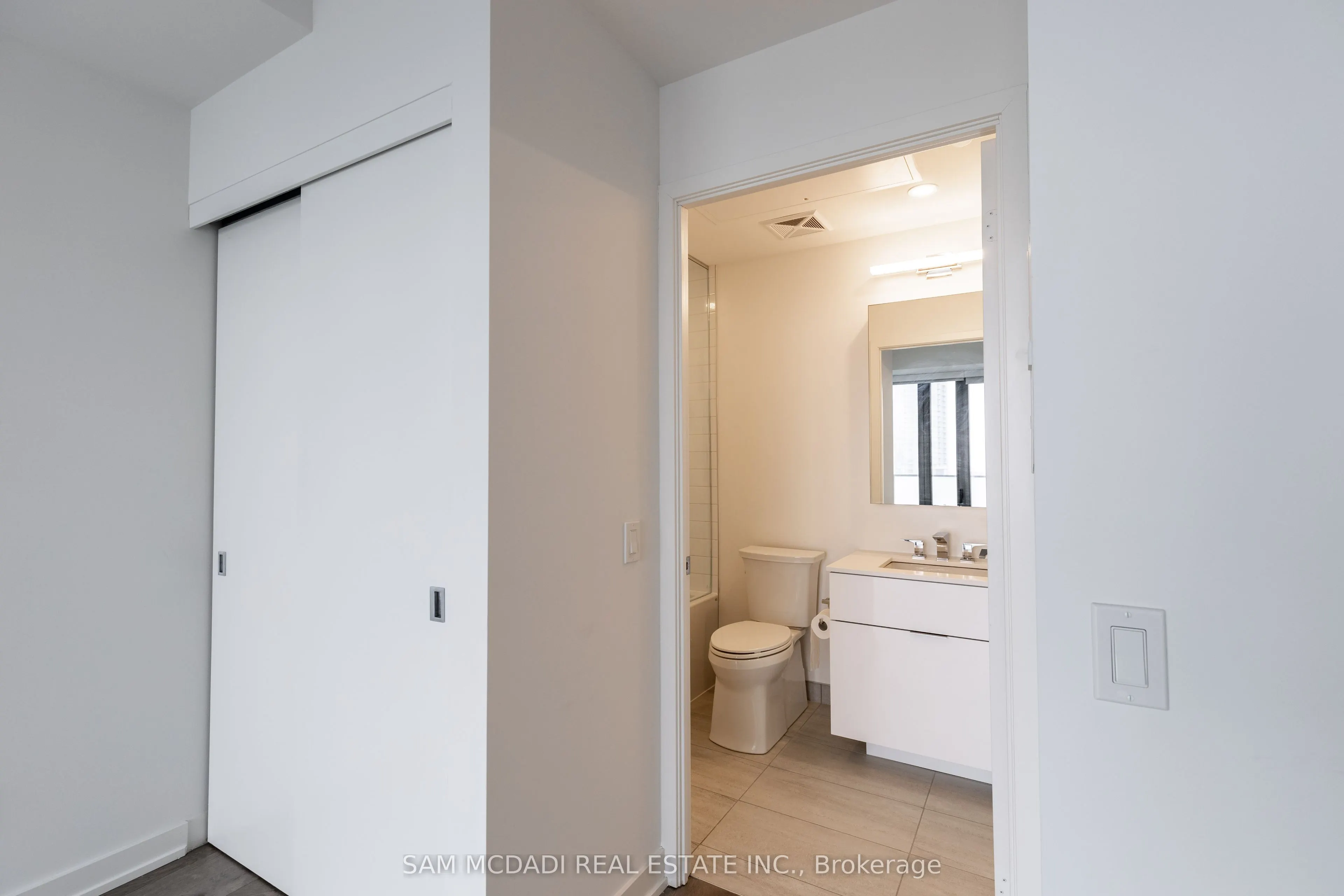 20 Lombard Street #3608