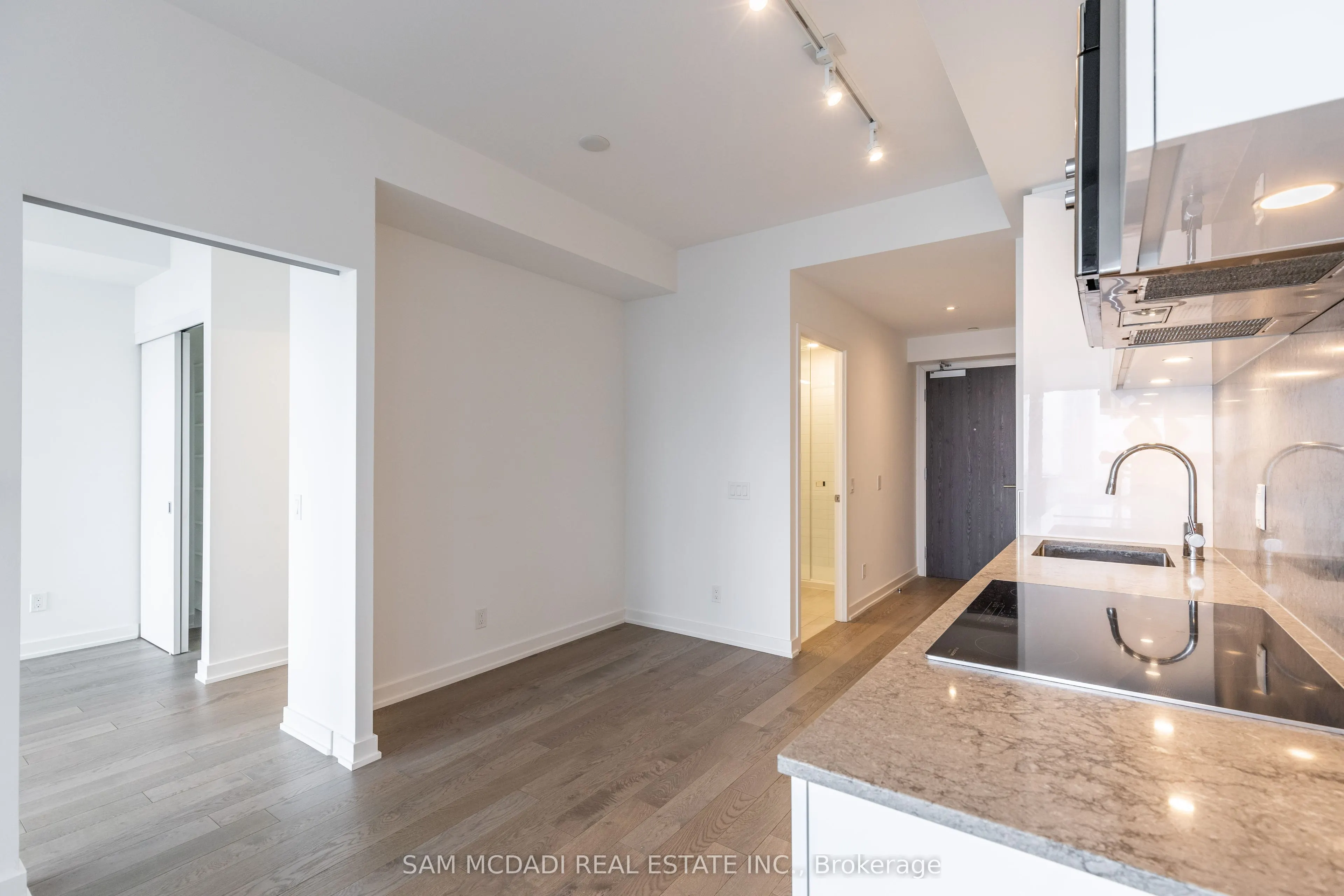 20 Lombard Street #3608