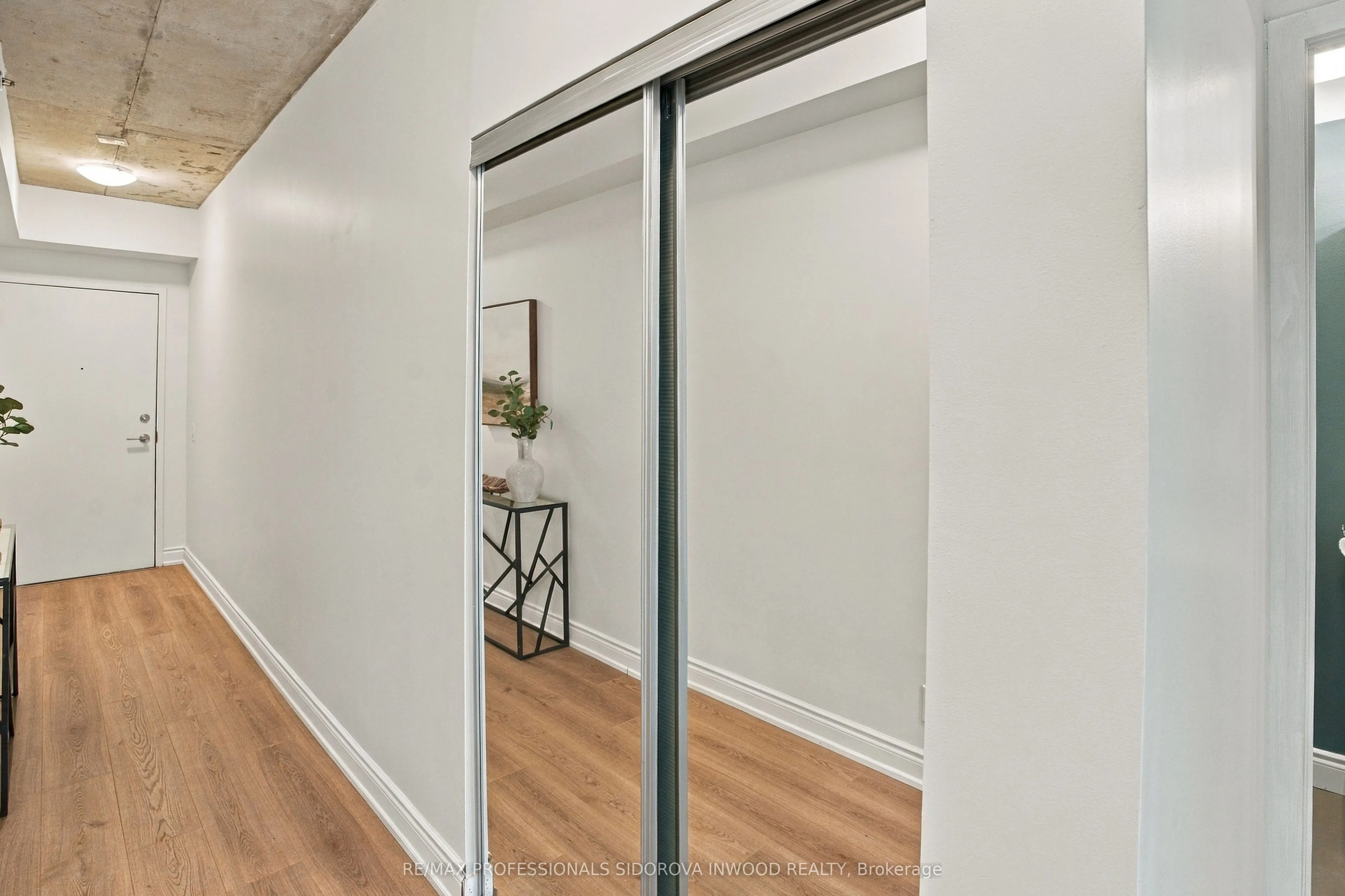 707 Dovercourt Road #215