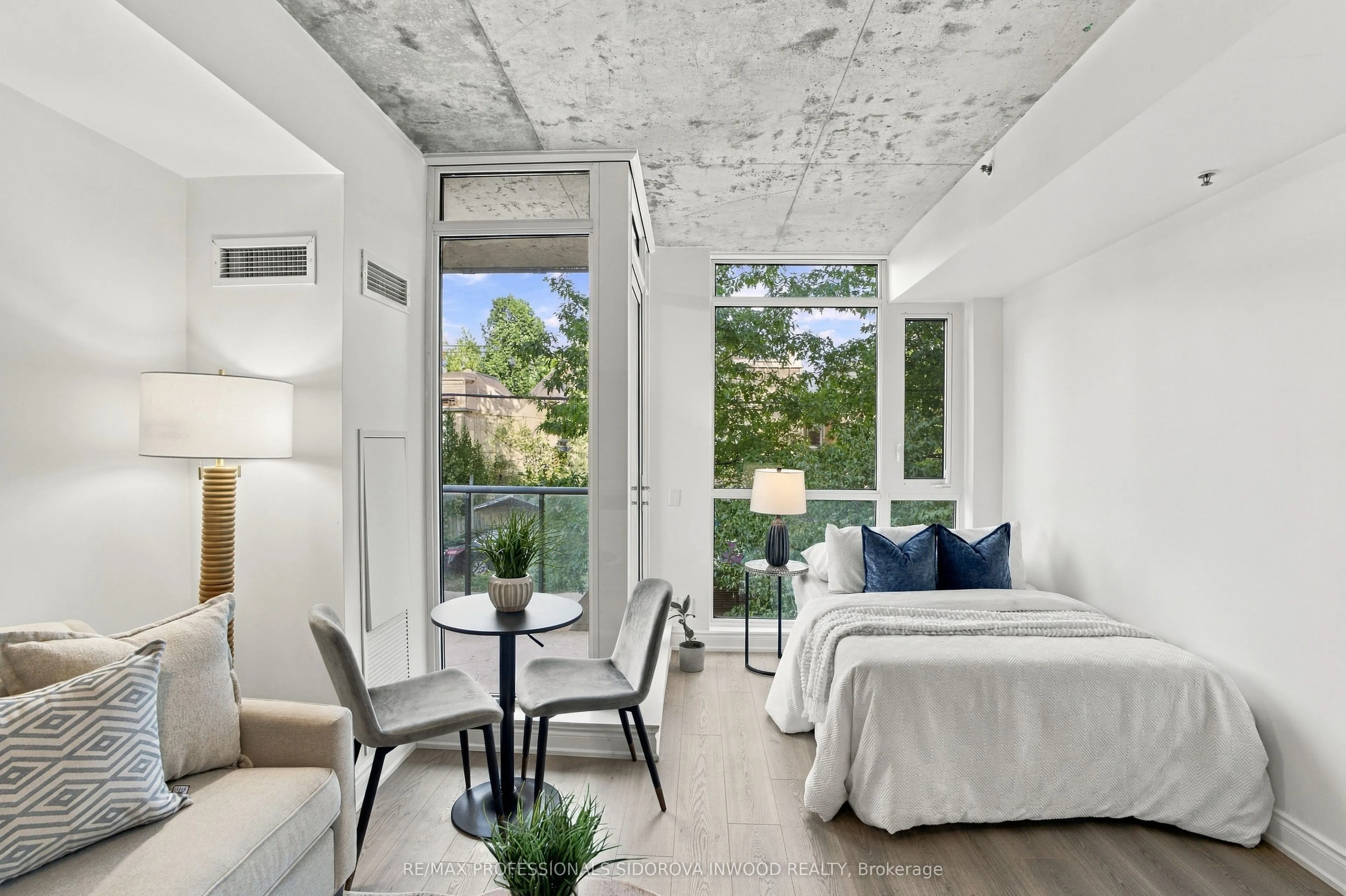 707 Dovercourt Road #215