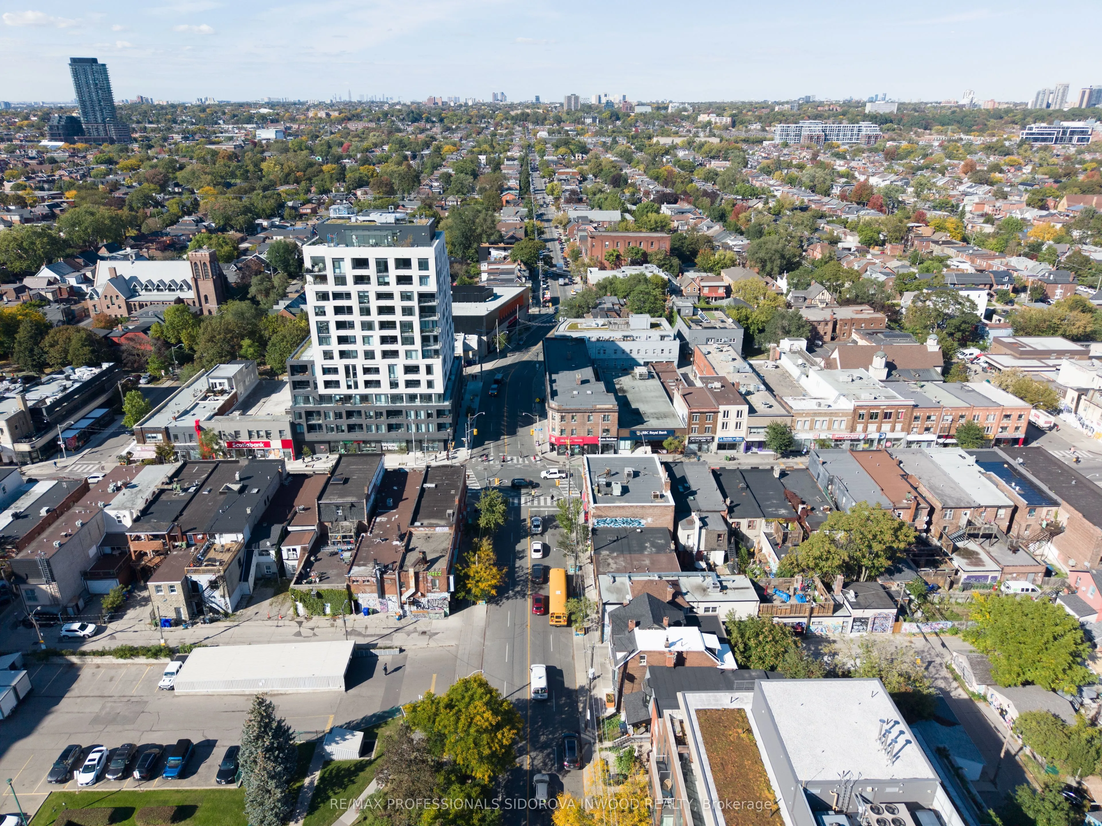 707 Dovercourt Road #215