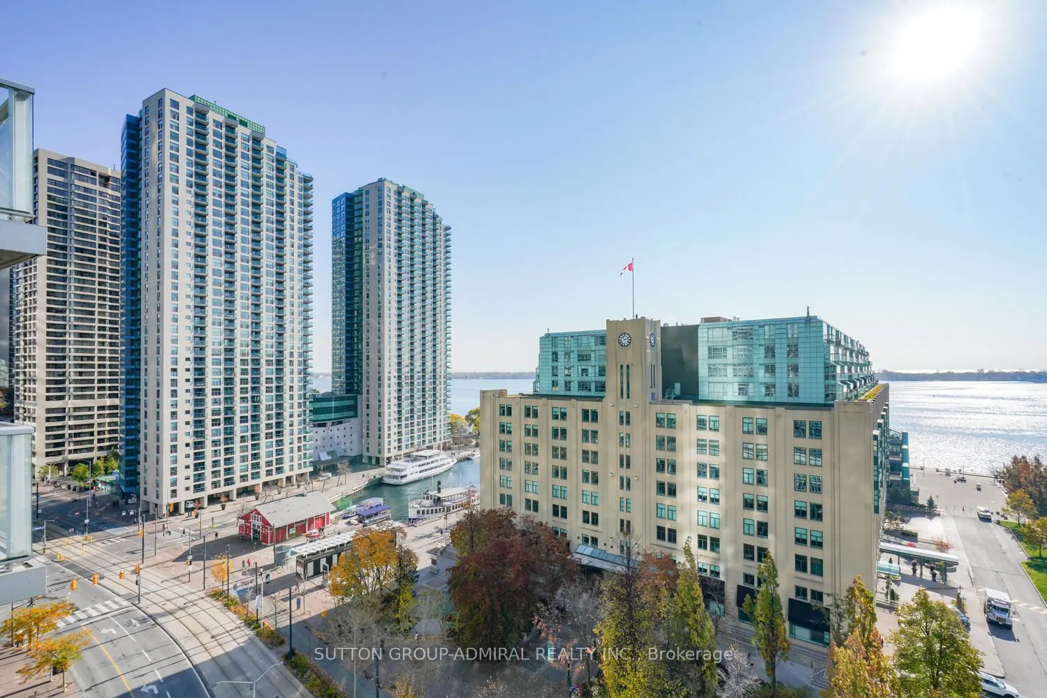 208 Queens Quay W #1207