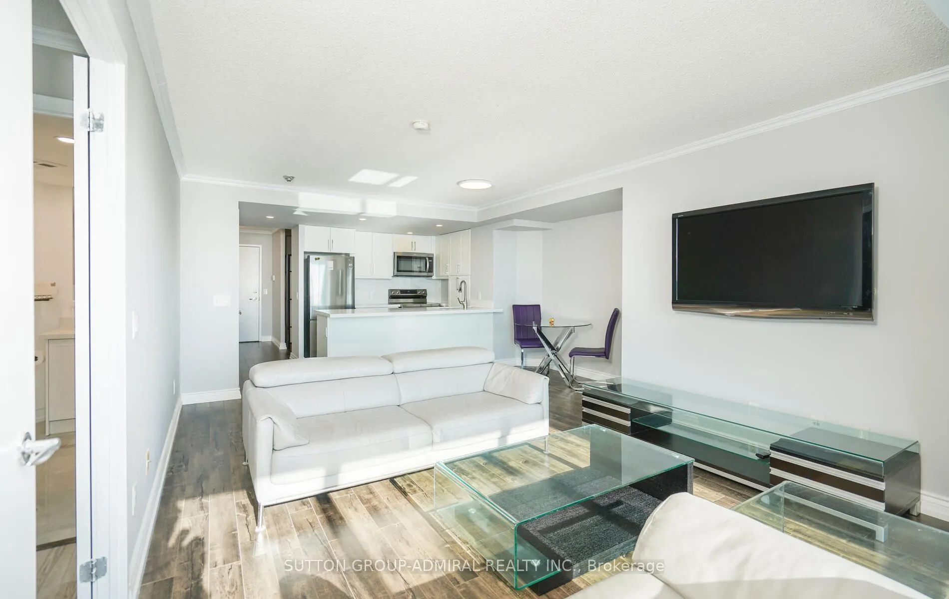208 Queens Quay W #1207