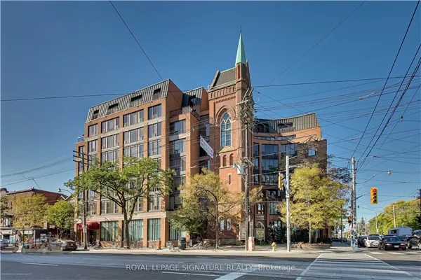 456 College Street #415