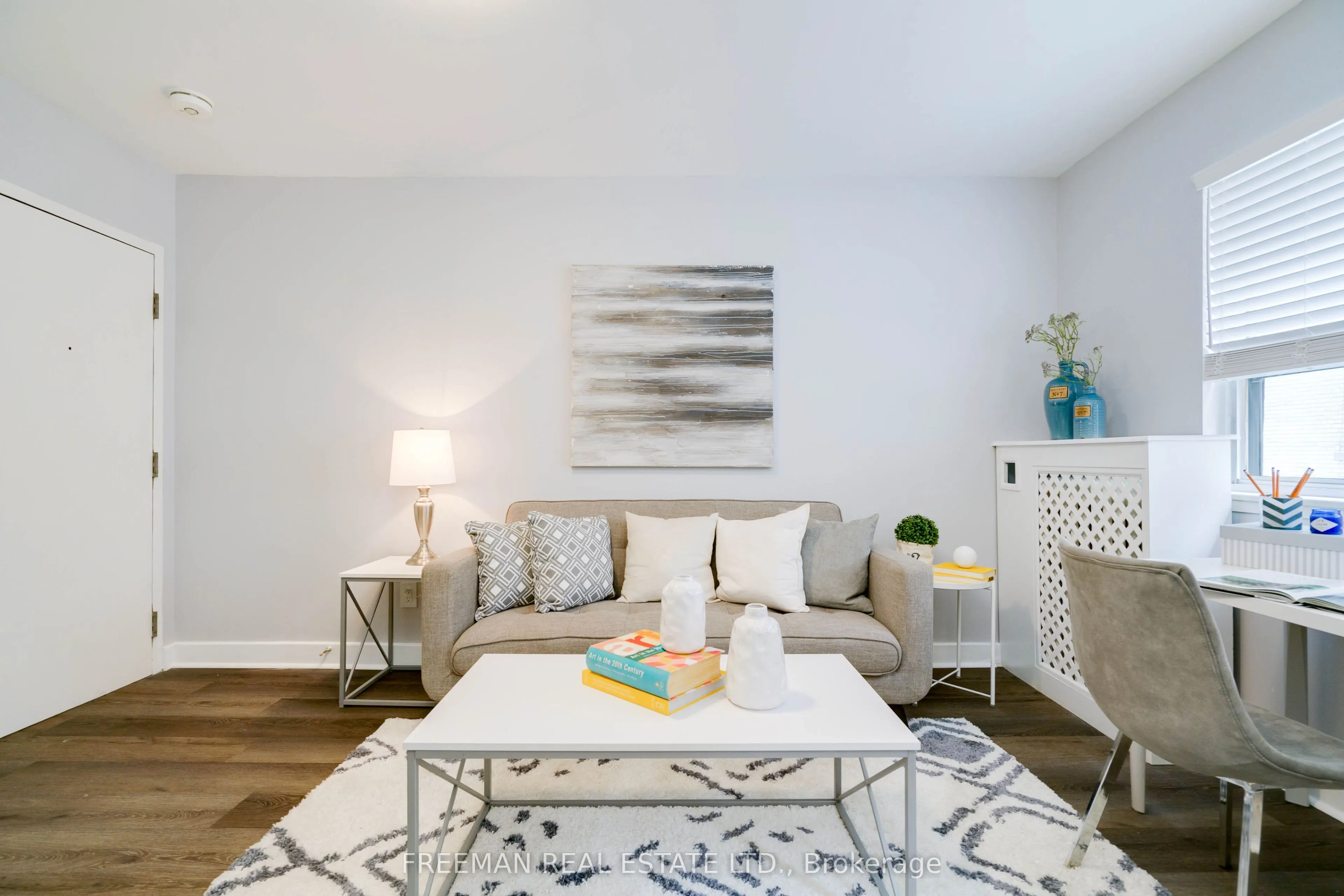 214 Wellesley Street #304