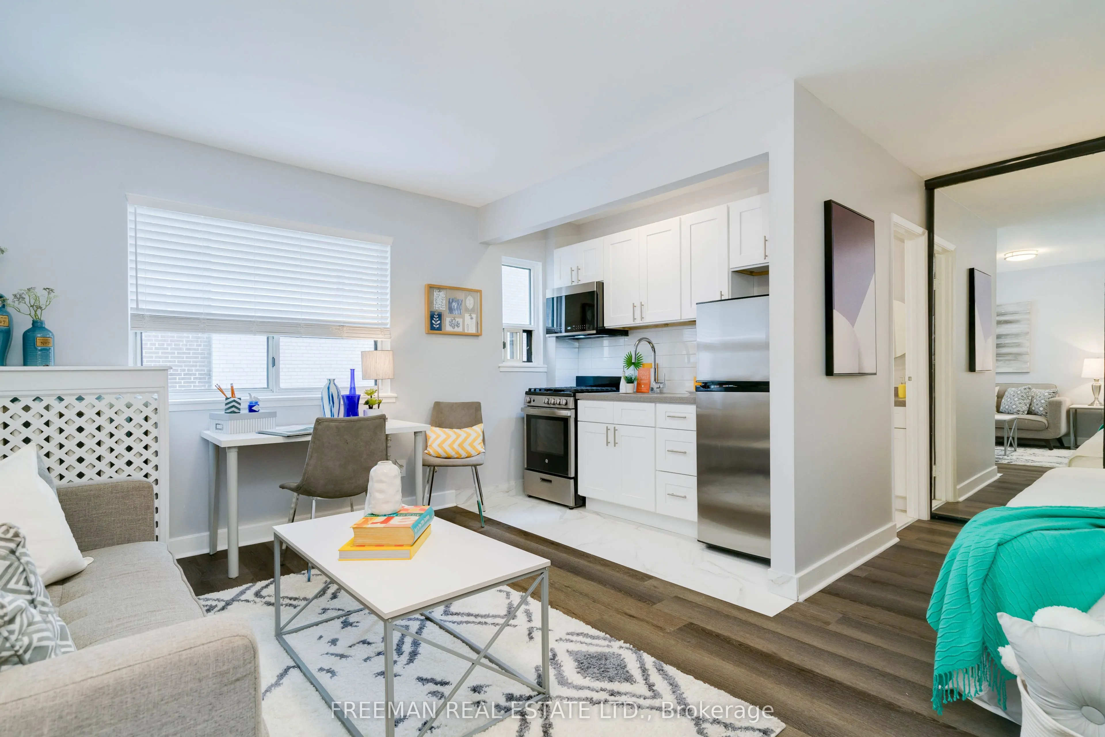 214 Wellesley Street #304