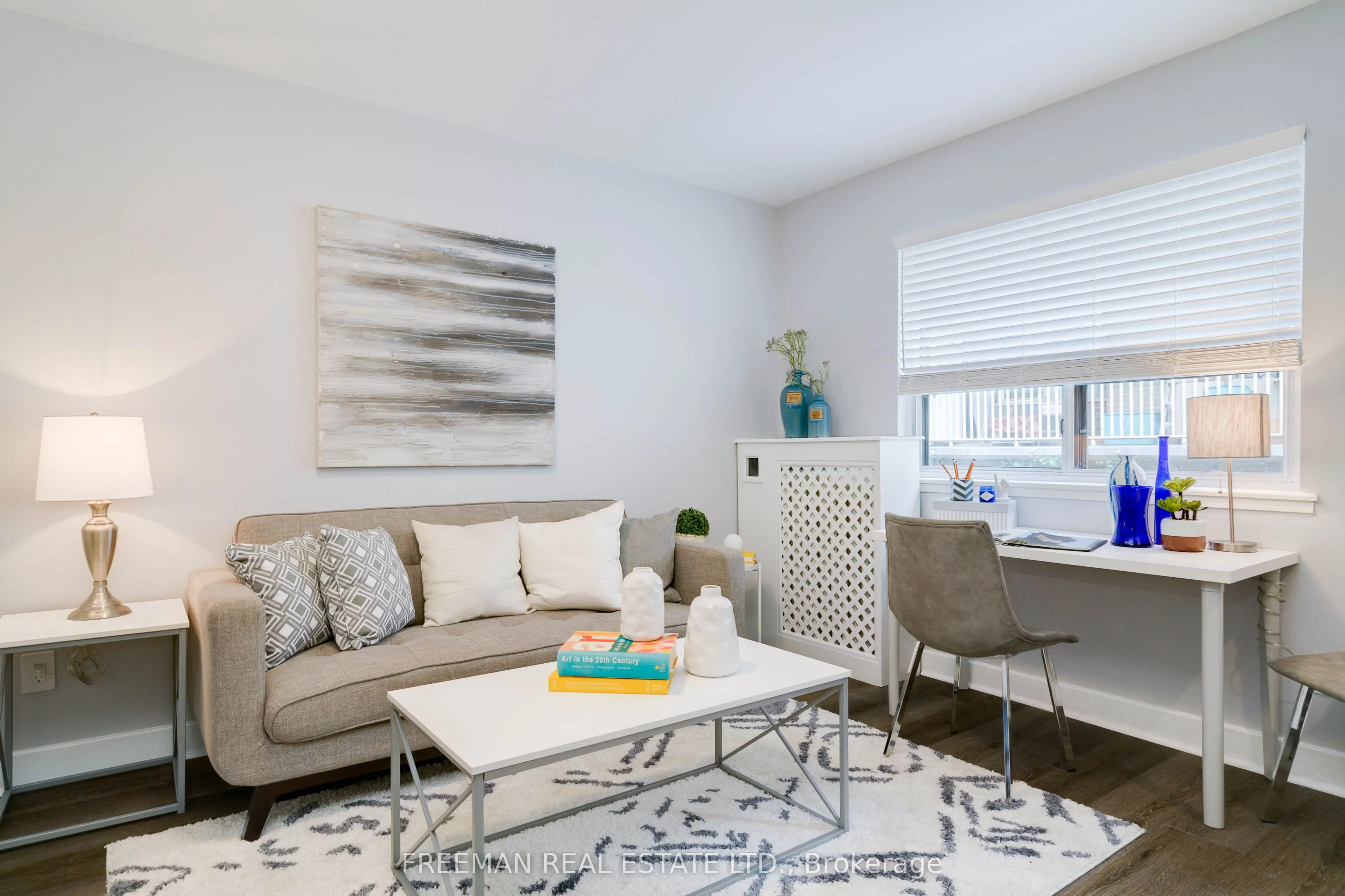 214 Wellesley Street #304