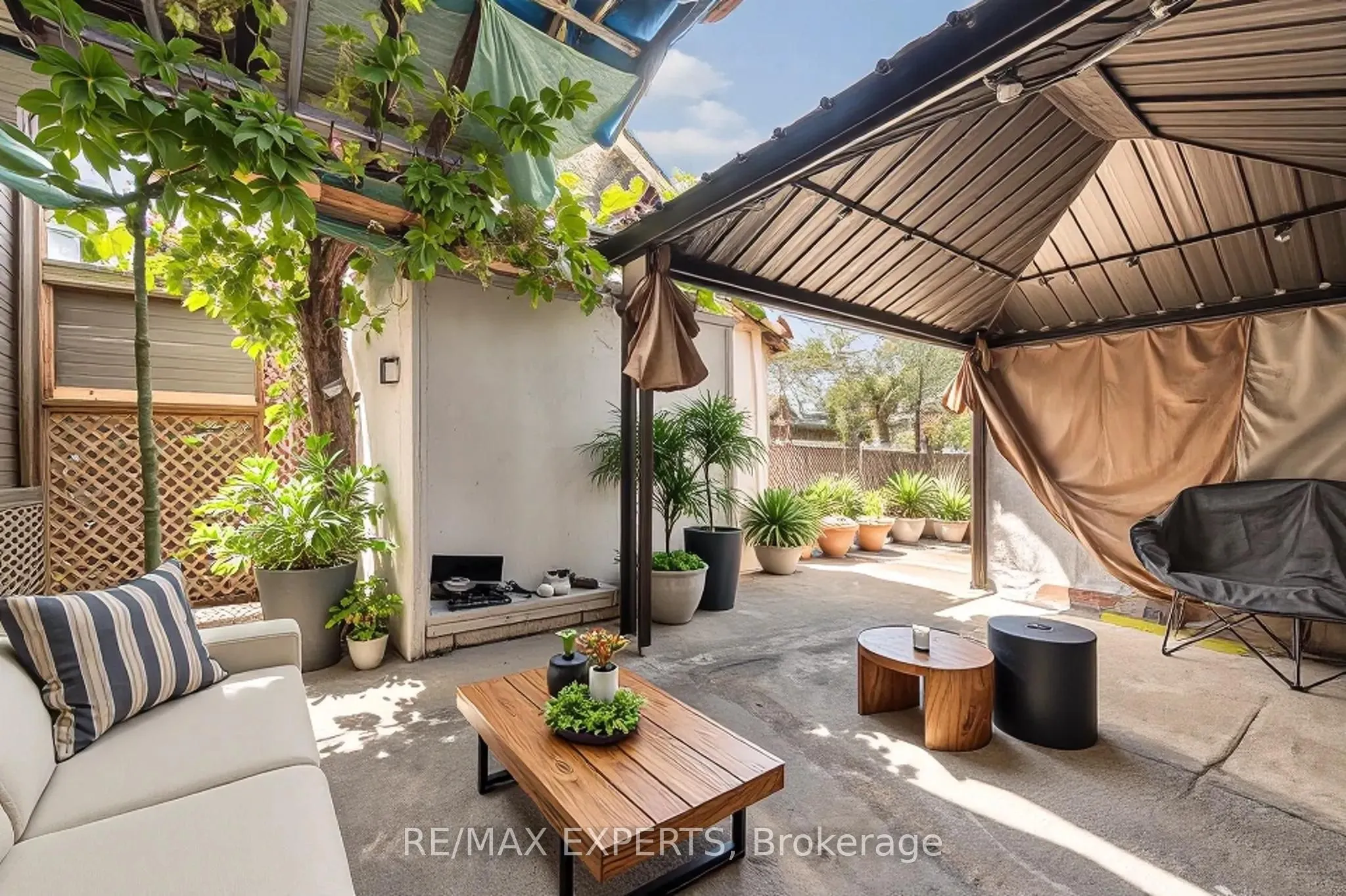 406 Lauder Avenue
