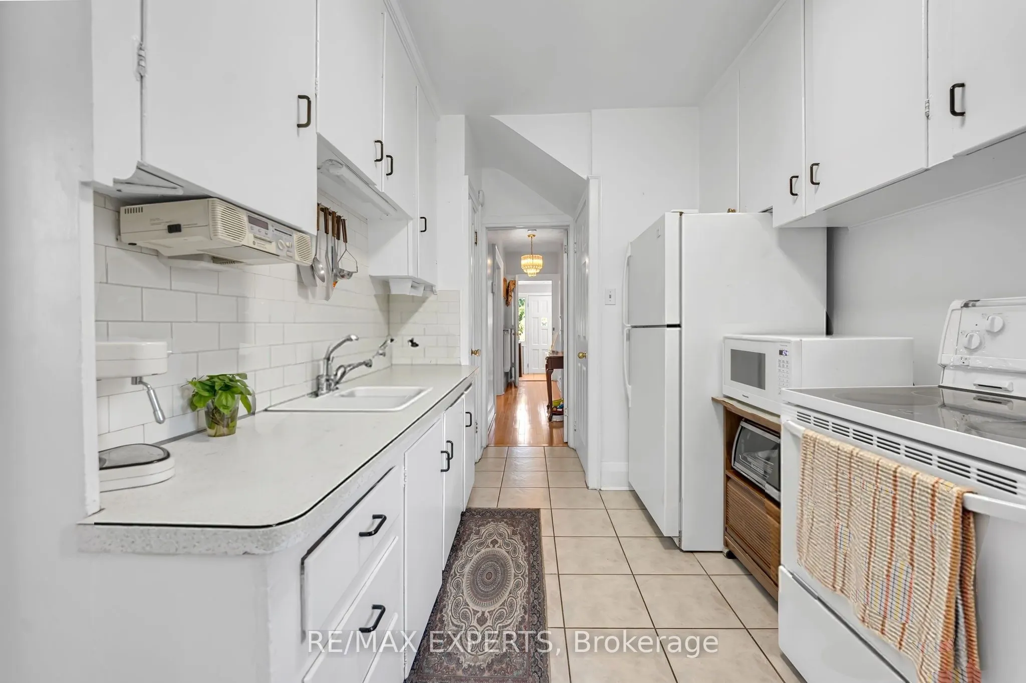 406 Lauder Avenue
