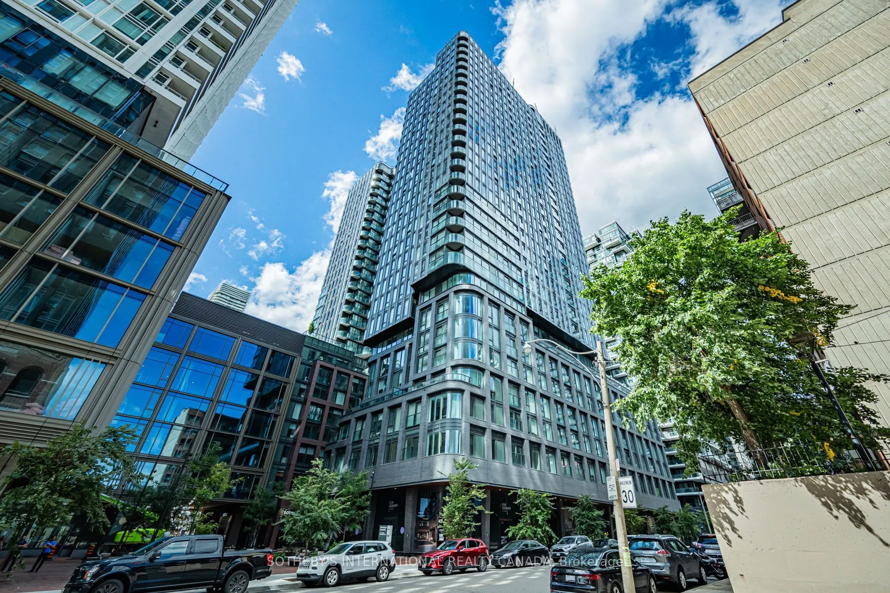 200 Redpath Avenue #PH06