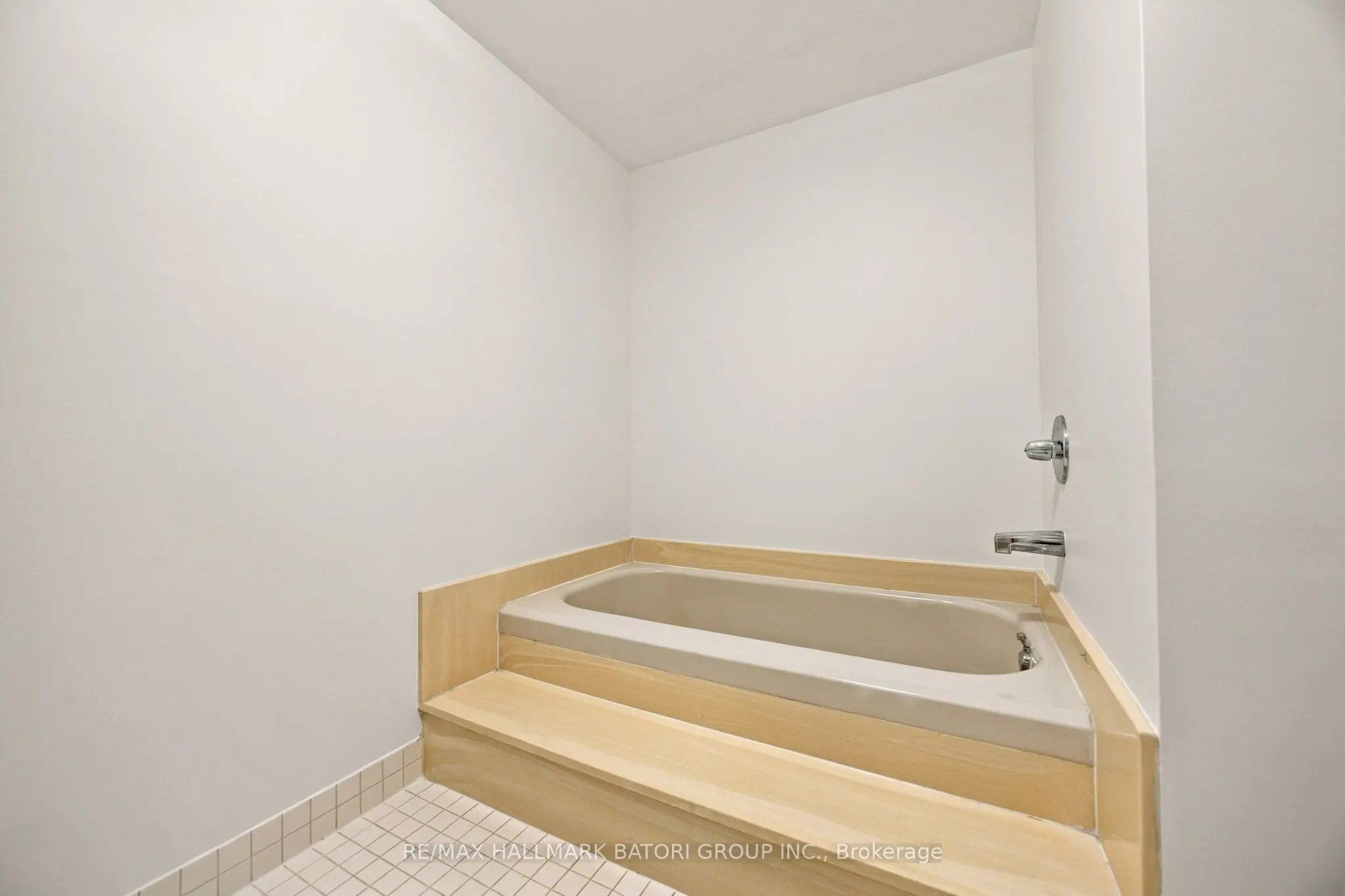 131 Beecroft Road #309