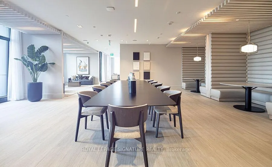 2020 Bathurst Street #807