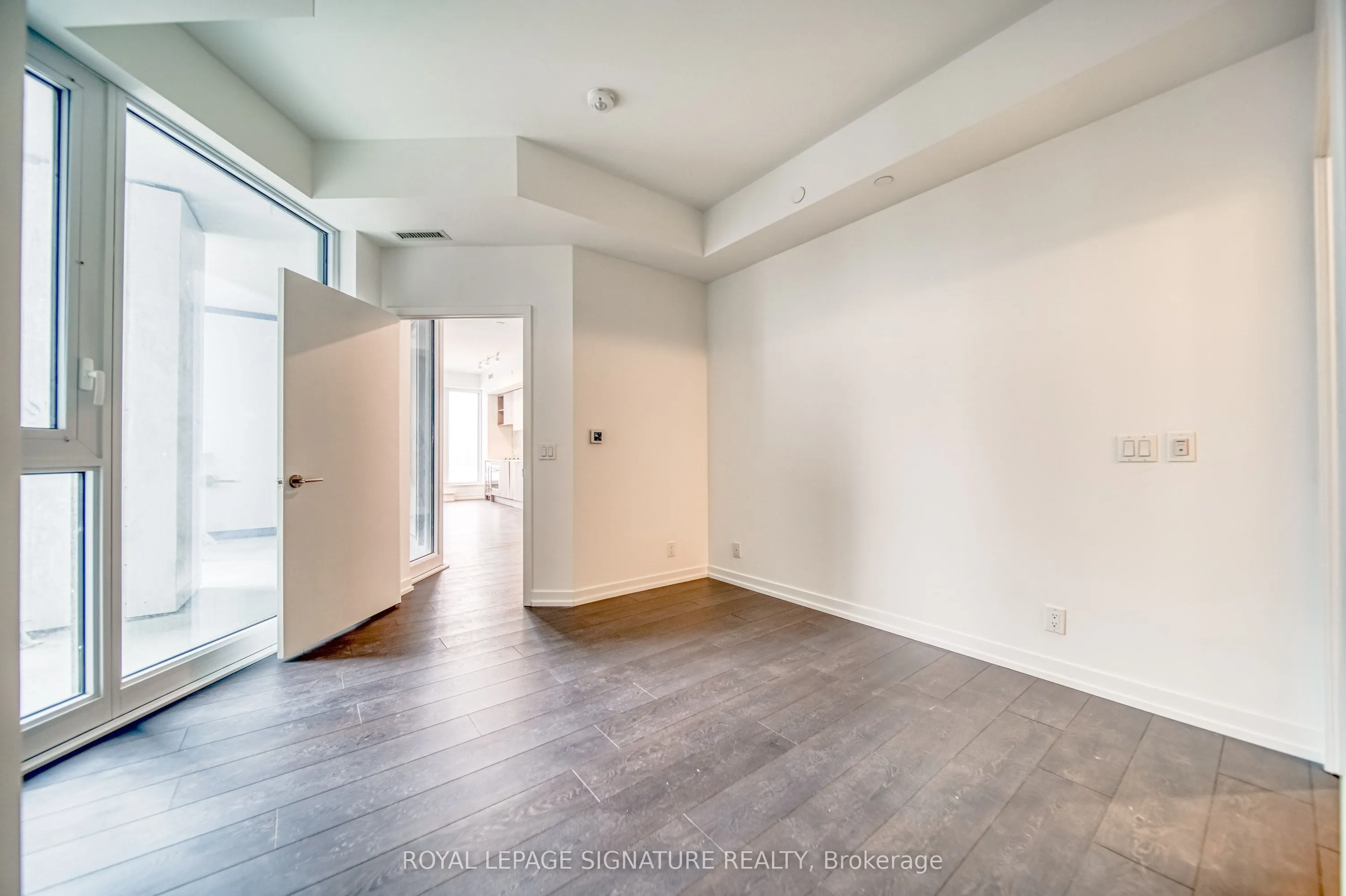 2020 Bathurst Street #807