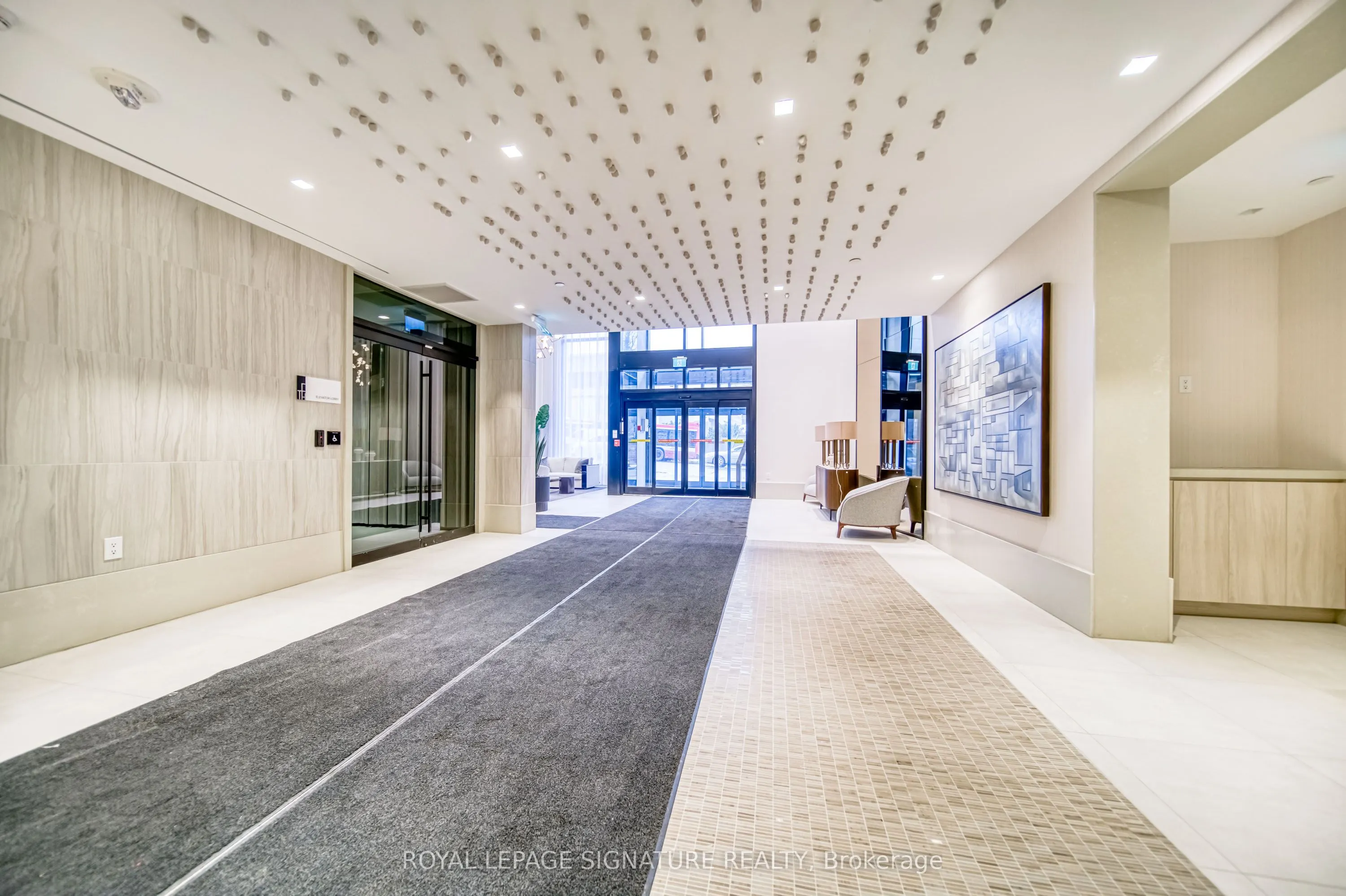 2020 Bathurst Street #807