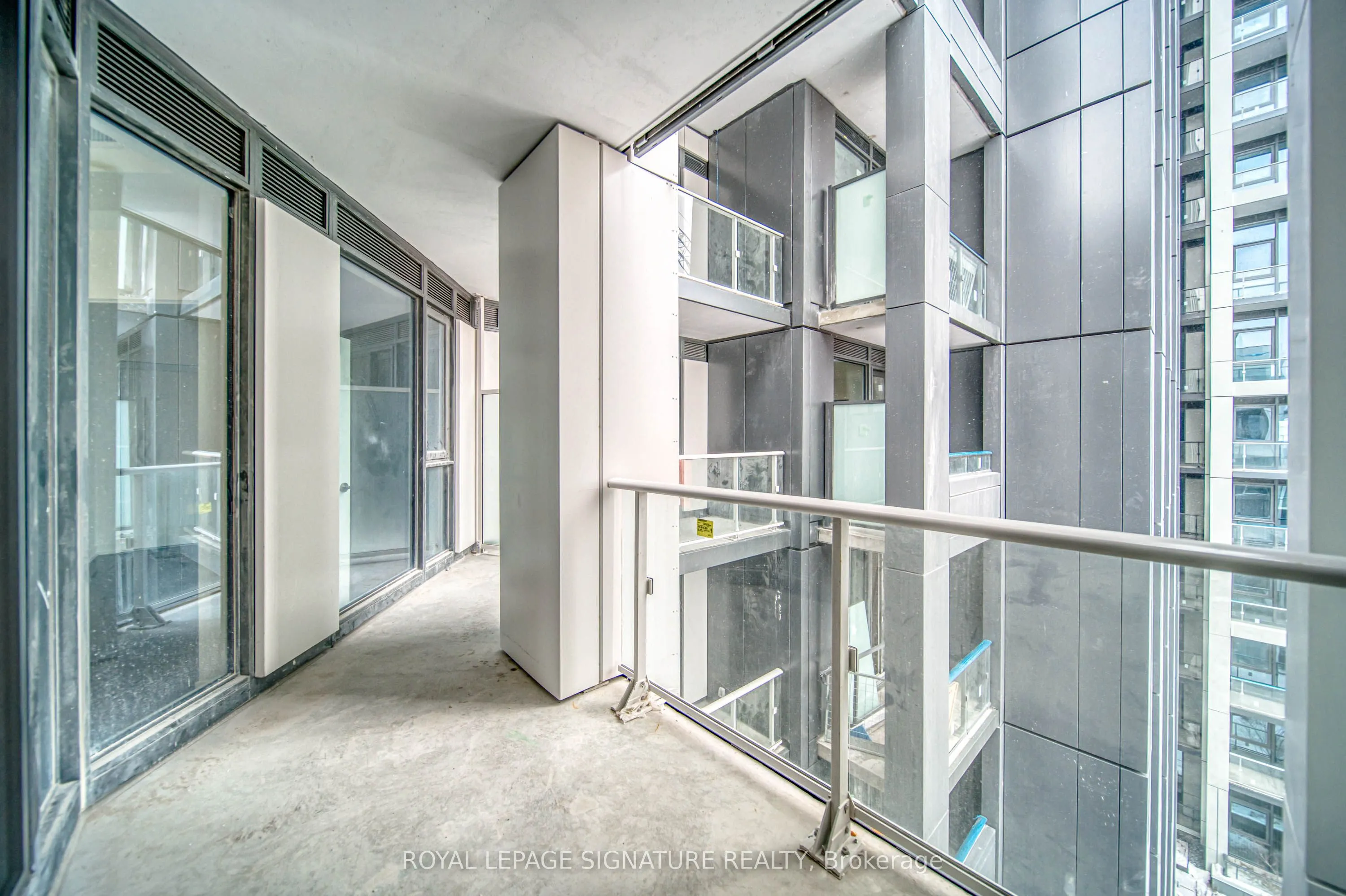 2020 Bathurst Street #807