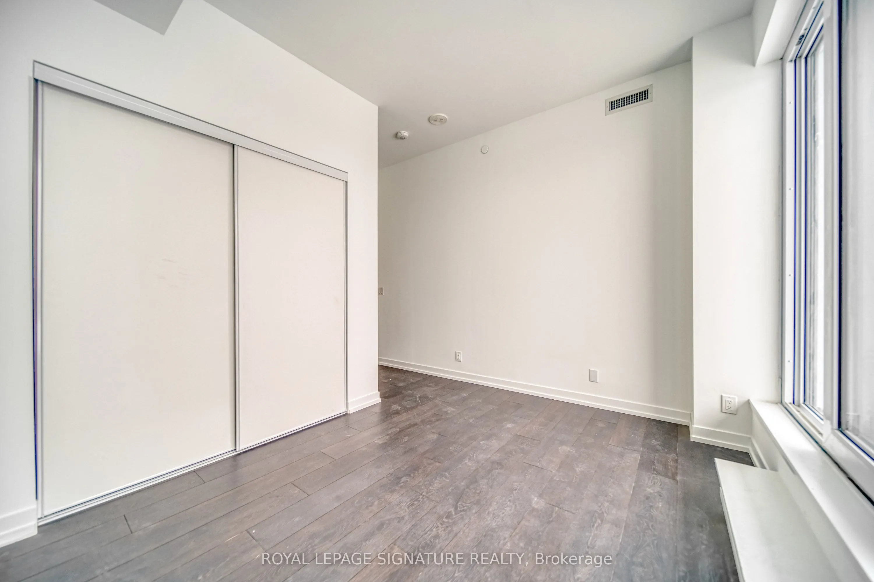 2020 Bathurst Street #807