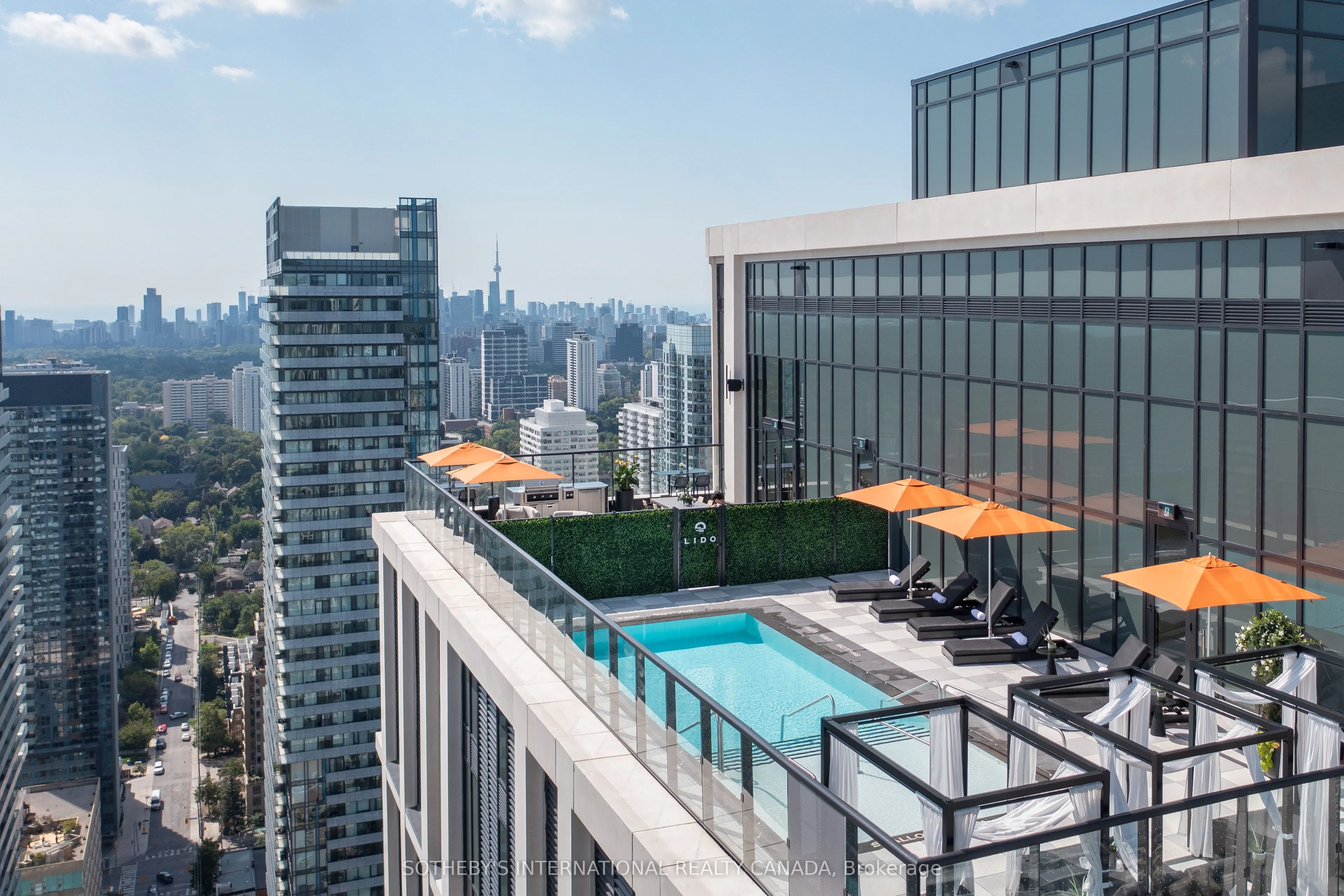 200 Redpath Avenue #1101