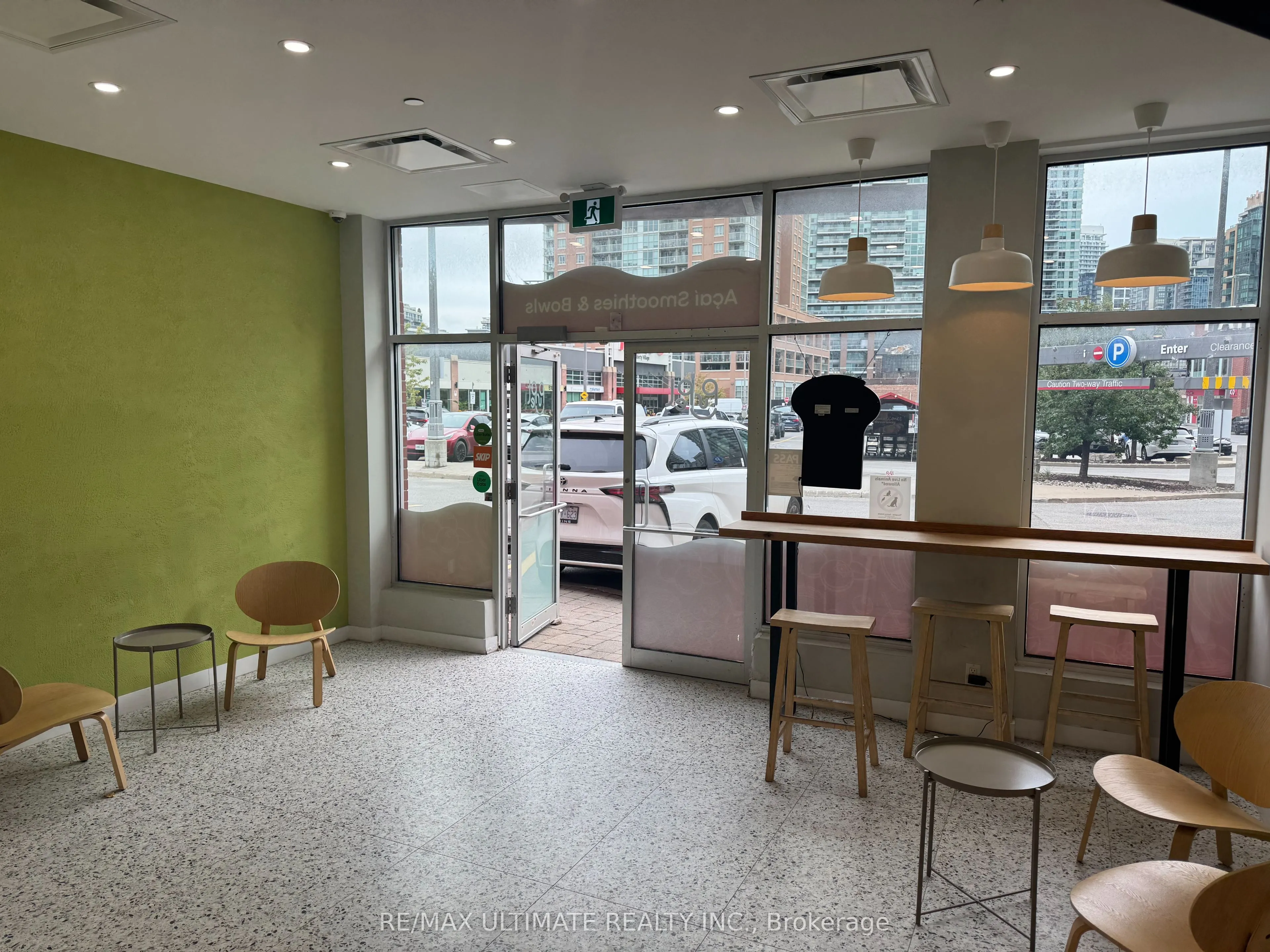 61 Hanna Avenue #B01004A