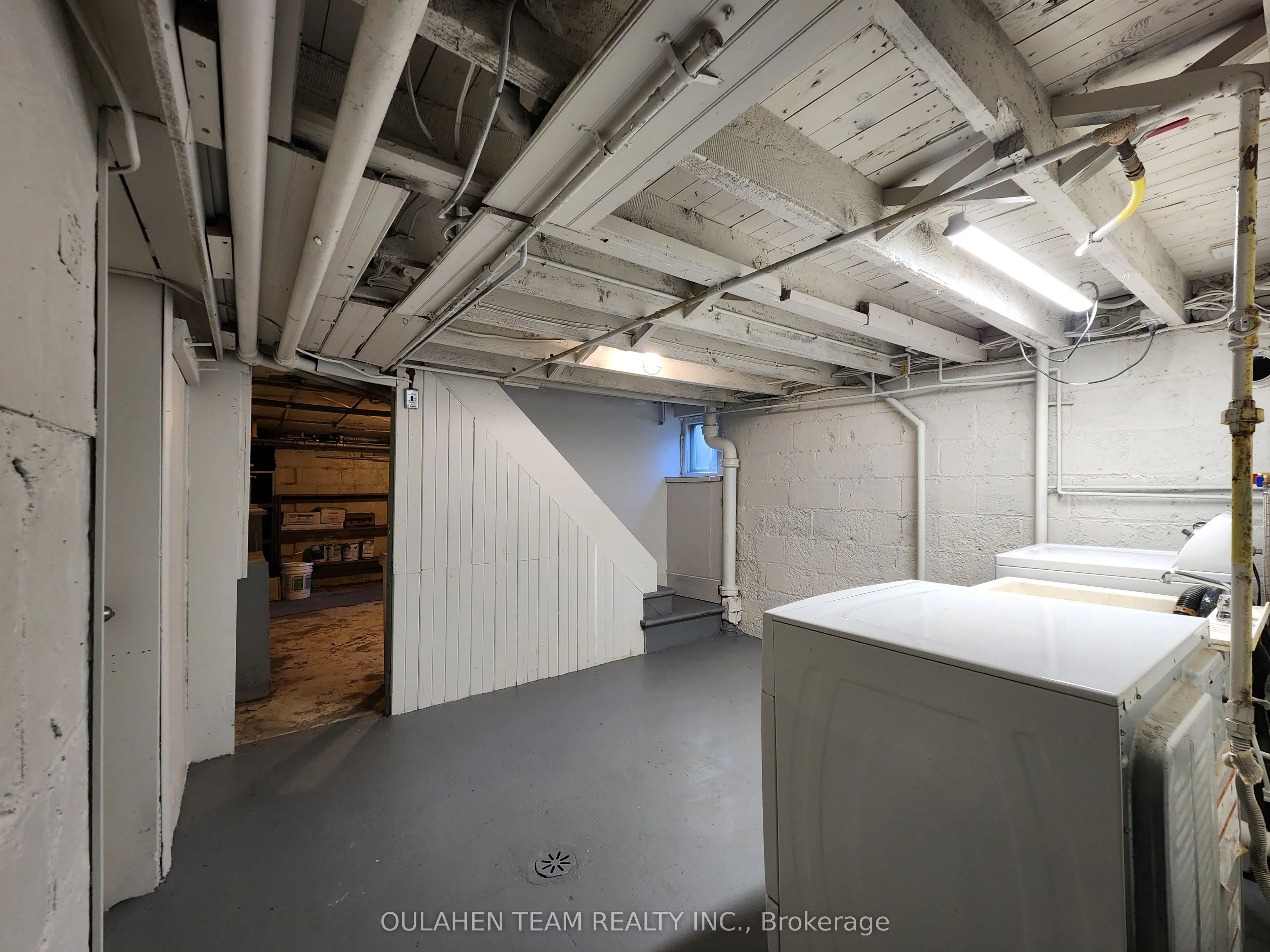 43 Glendora Avenue