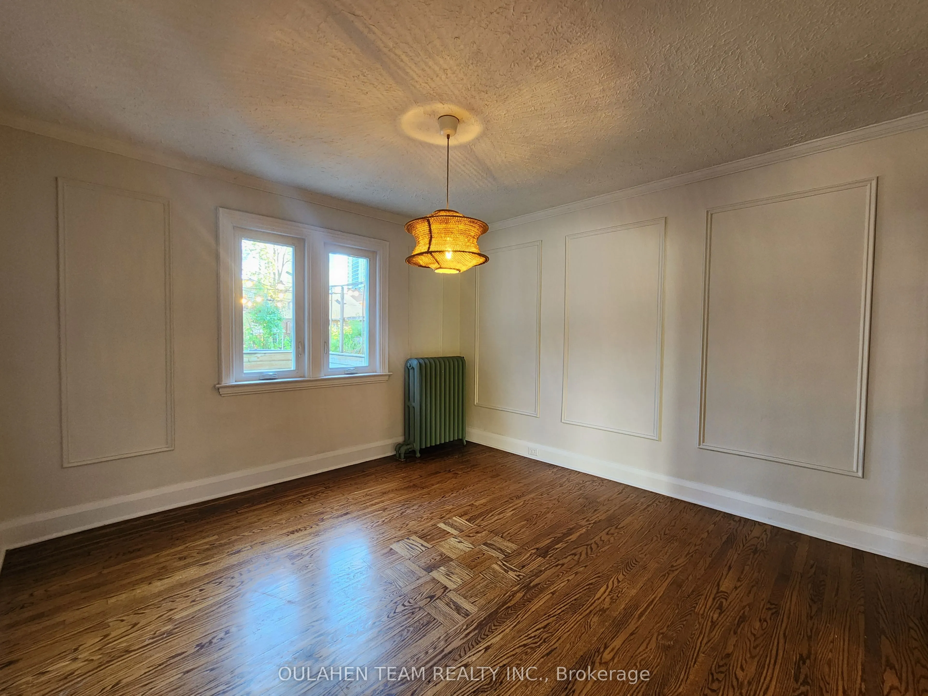 43 Glendora Avenue
