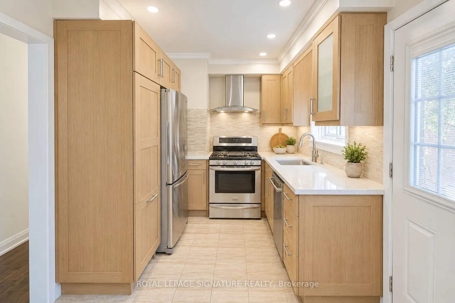 45 Fenelon Drive