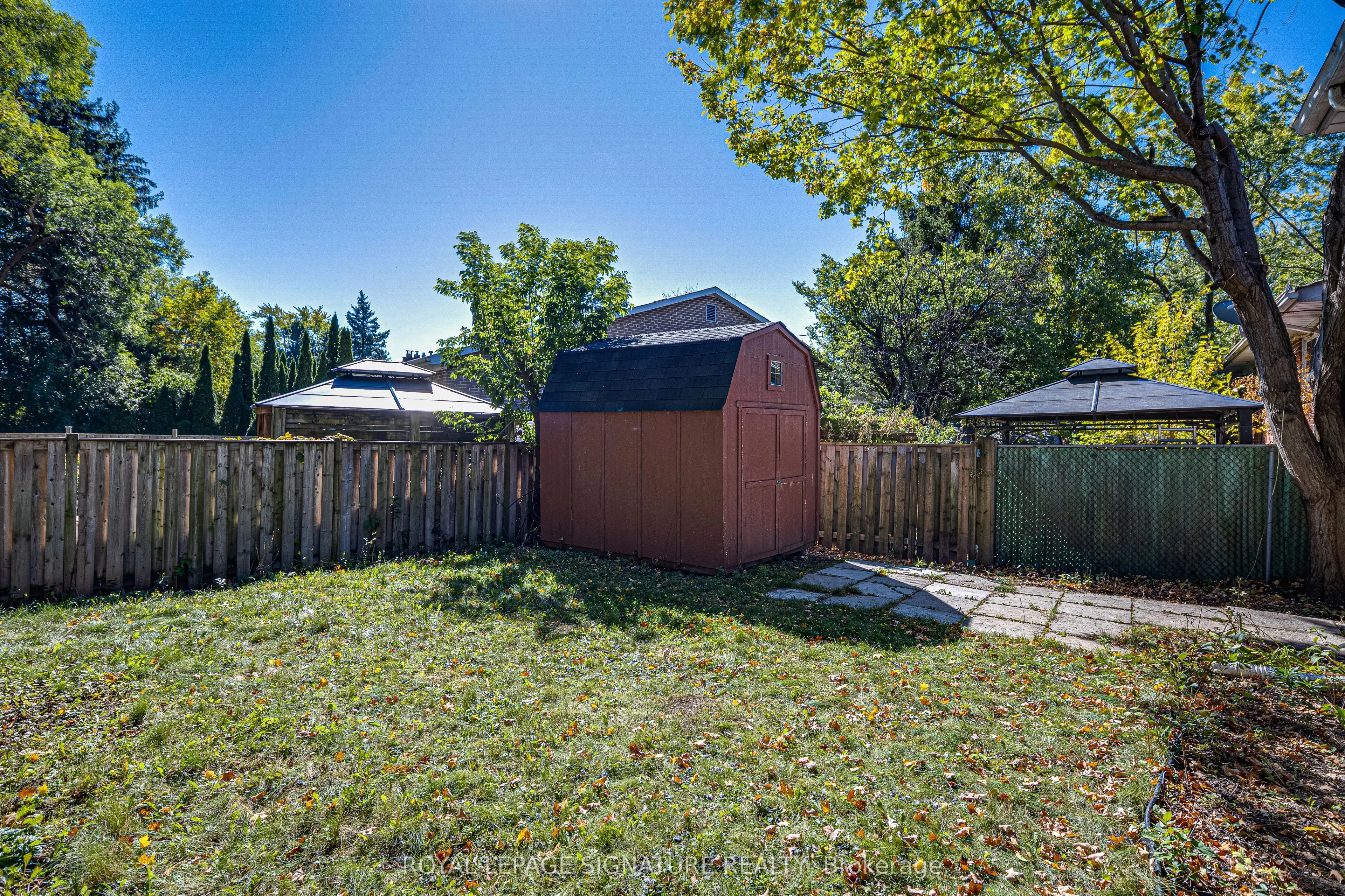 45 Fenelon Drive