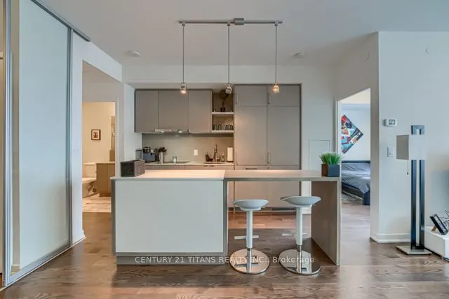 100 Harbour Street #6606