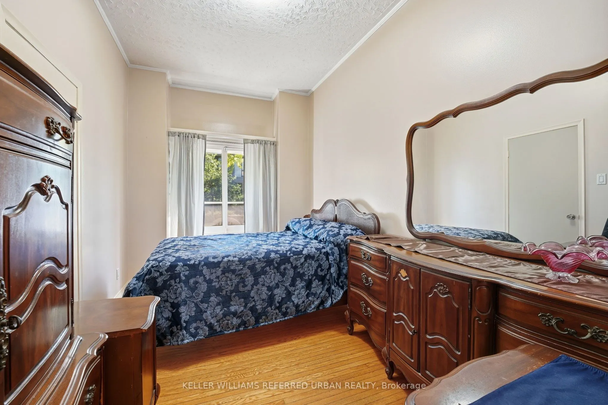 266 Roxton Road