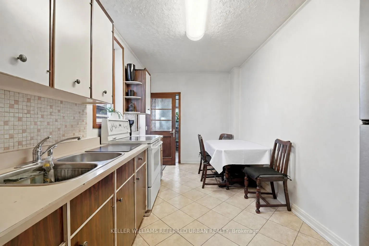 266 Roxton Road