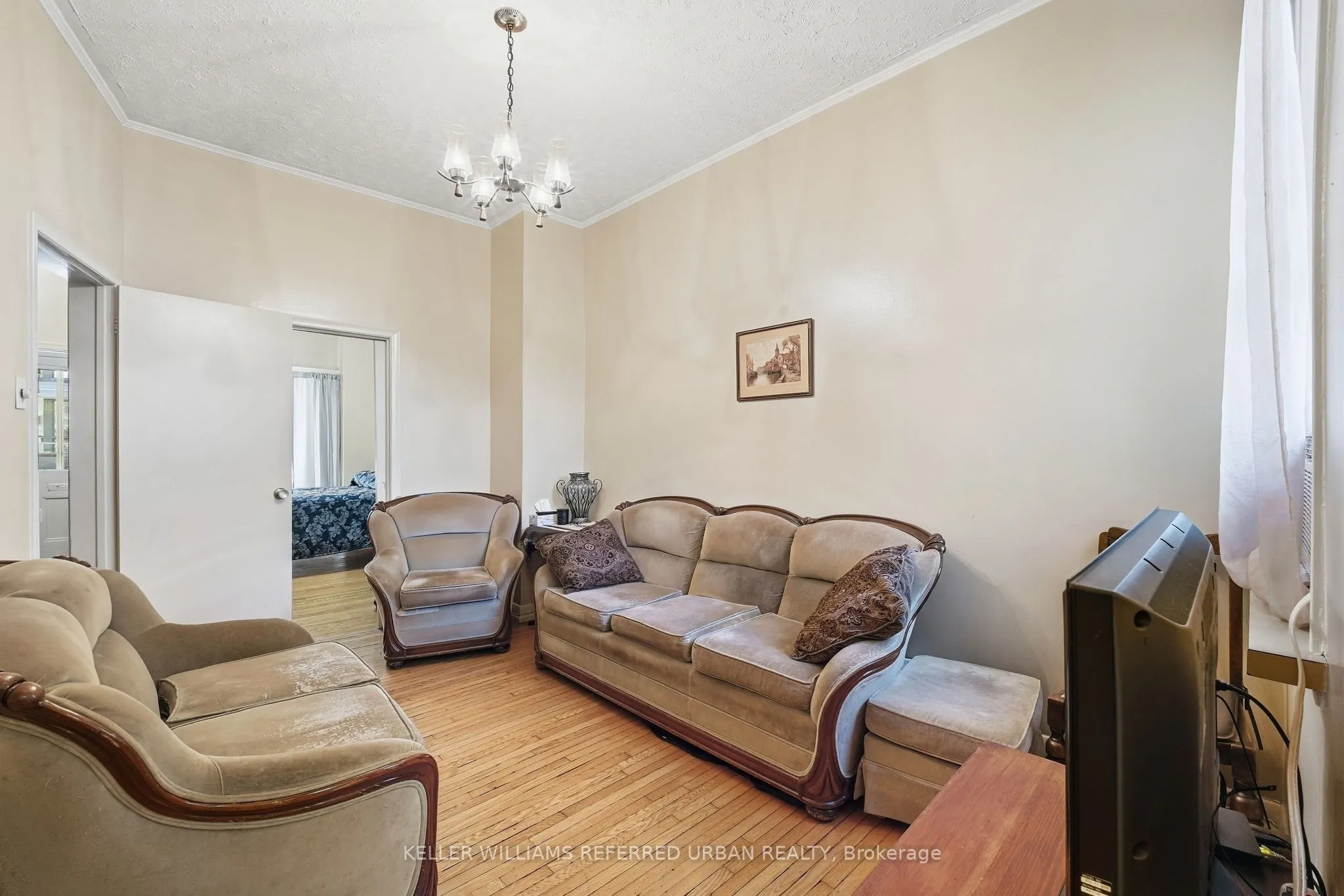 266 Roxton Road