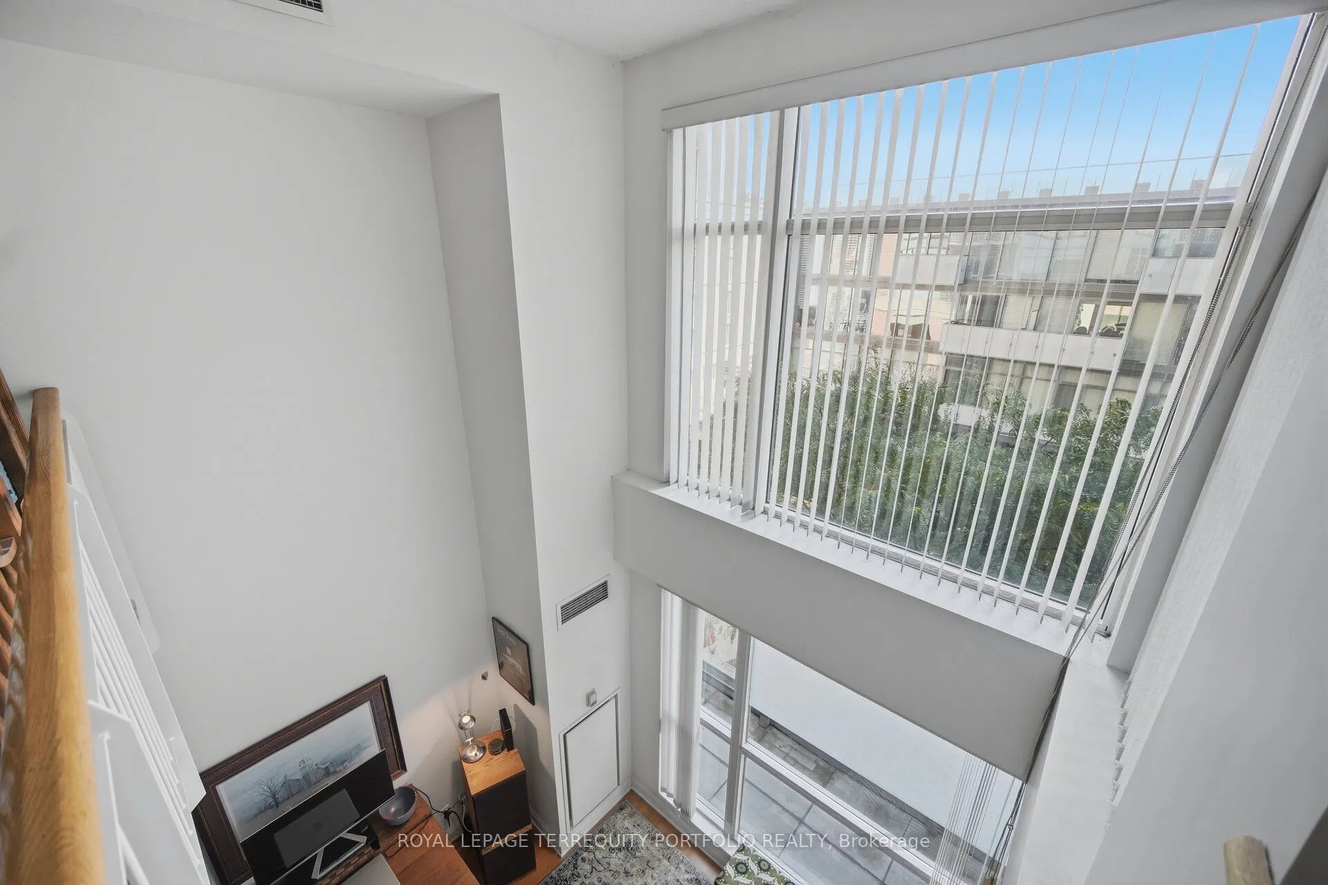 18 Merton Street #303