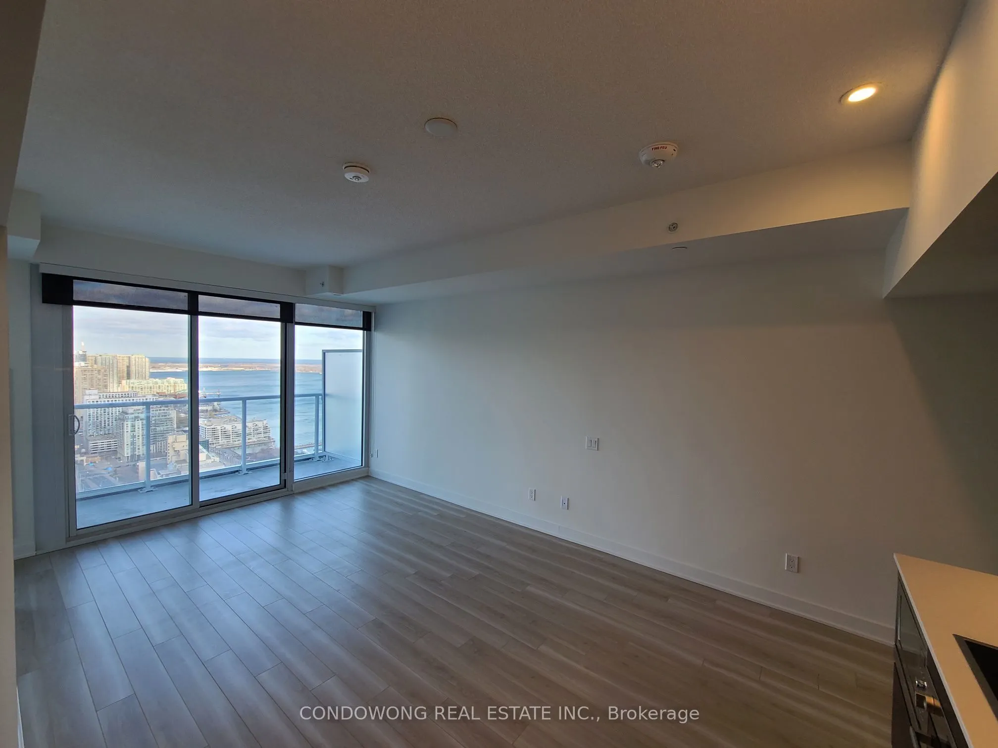 17 Bathurst Street #4510
