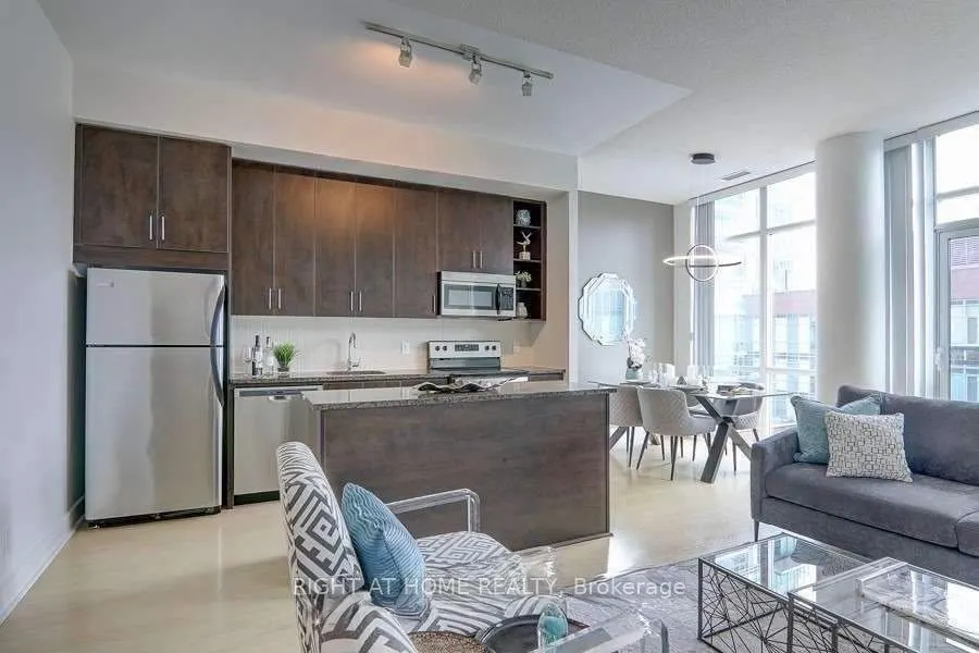 112 George Street #S 828