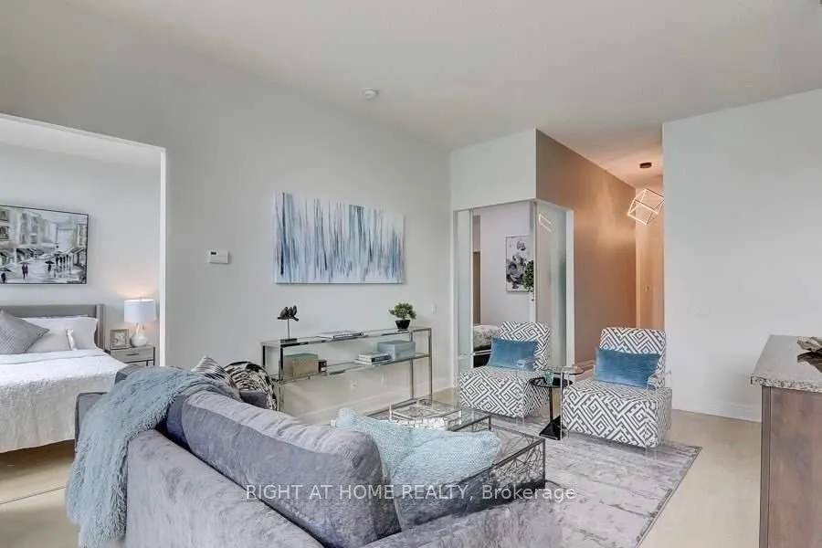 112 George Street #S 828
