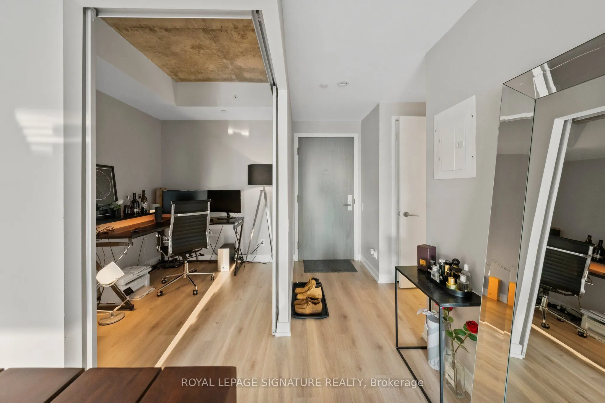 161 Roehampton Avenue #2711