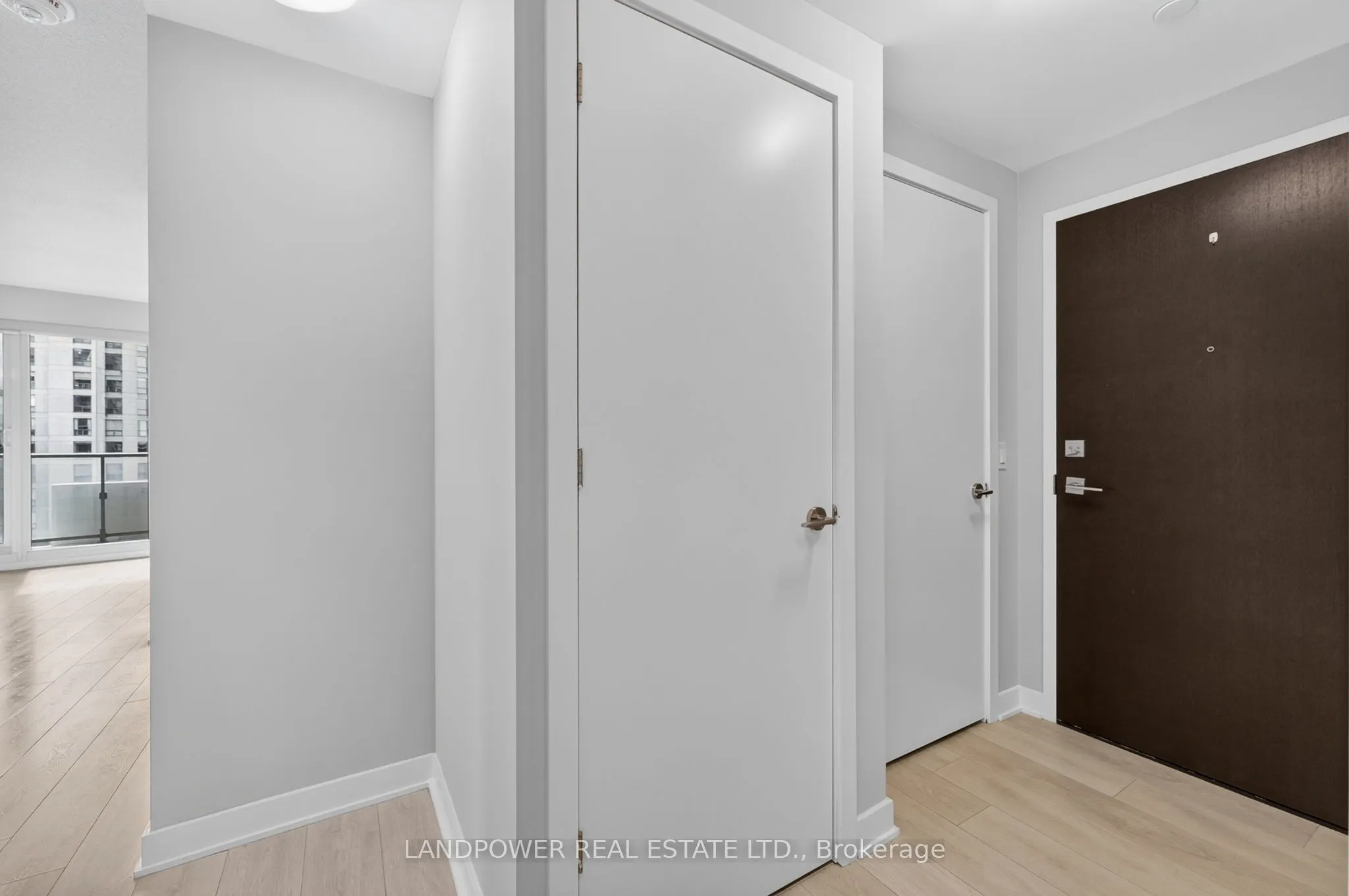 2221 Yonge Street #803