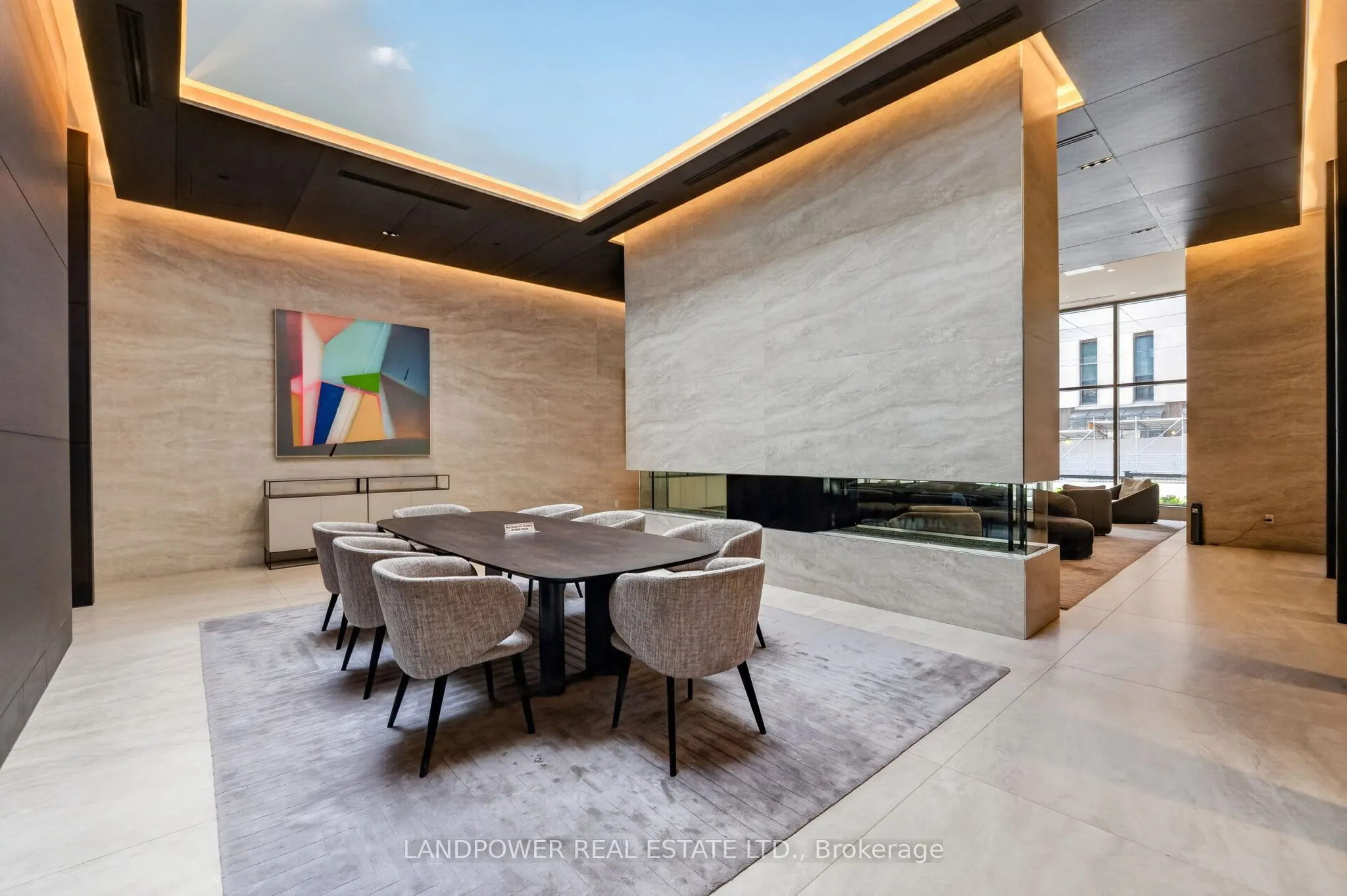 2221 Yonge Street #803