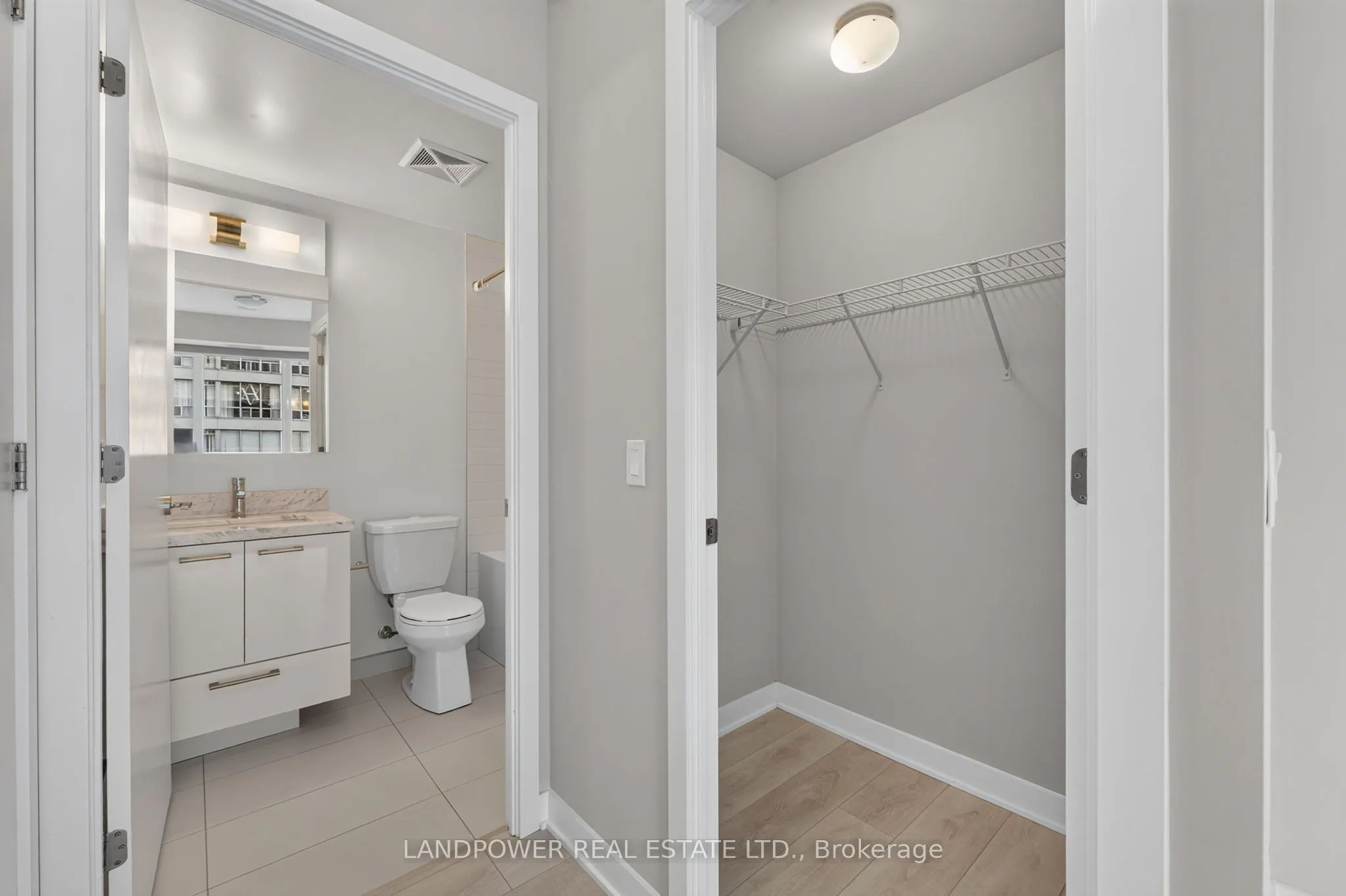 2221 Yonge Street #803