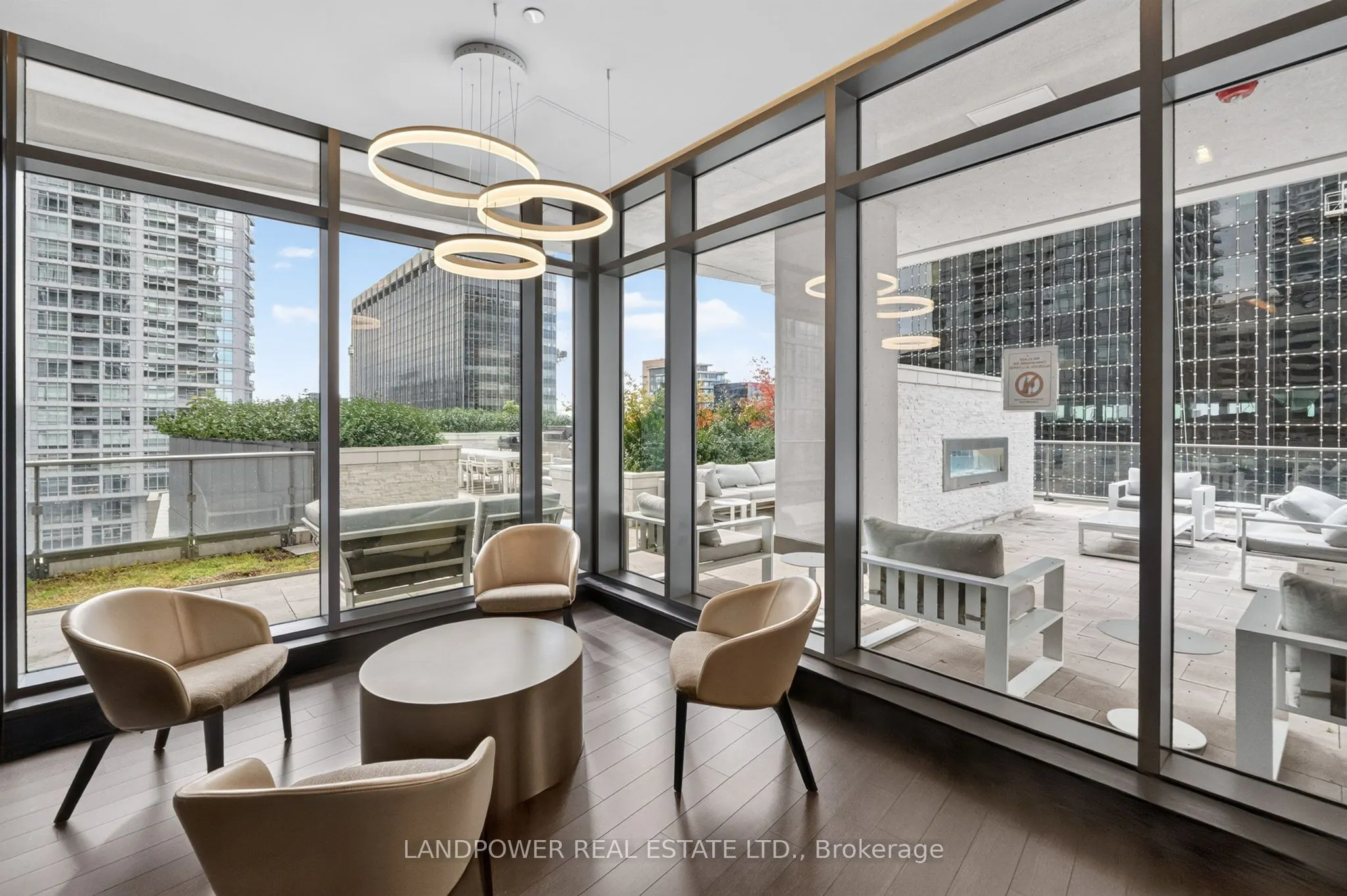 2221 Yonge Street #803