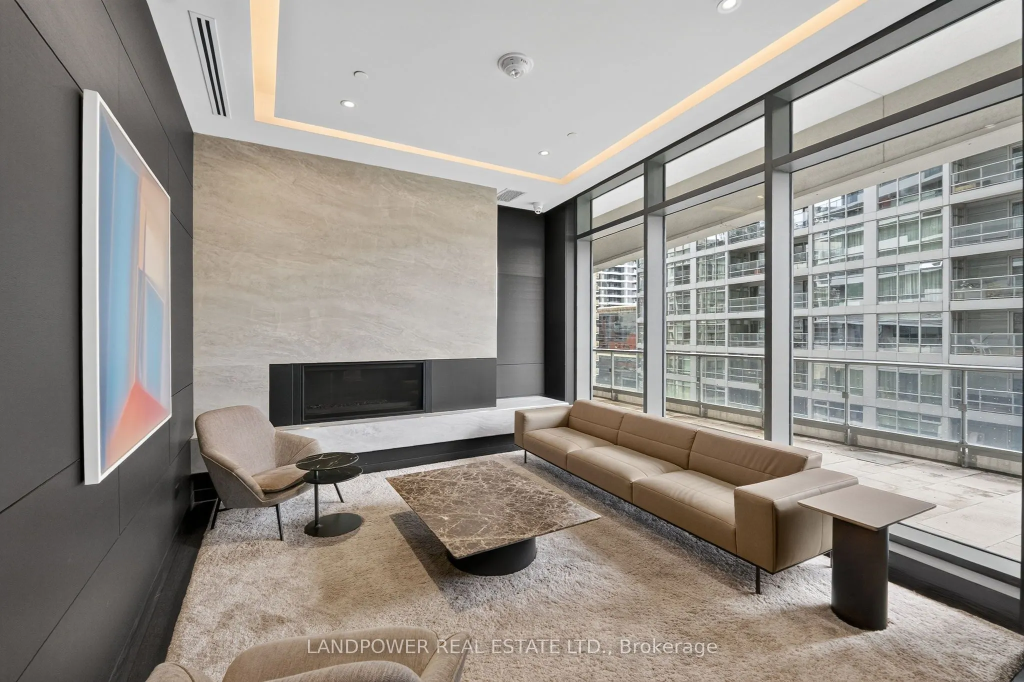 2221 Yonge Street #803