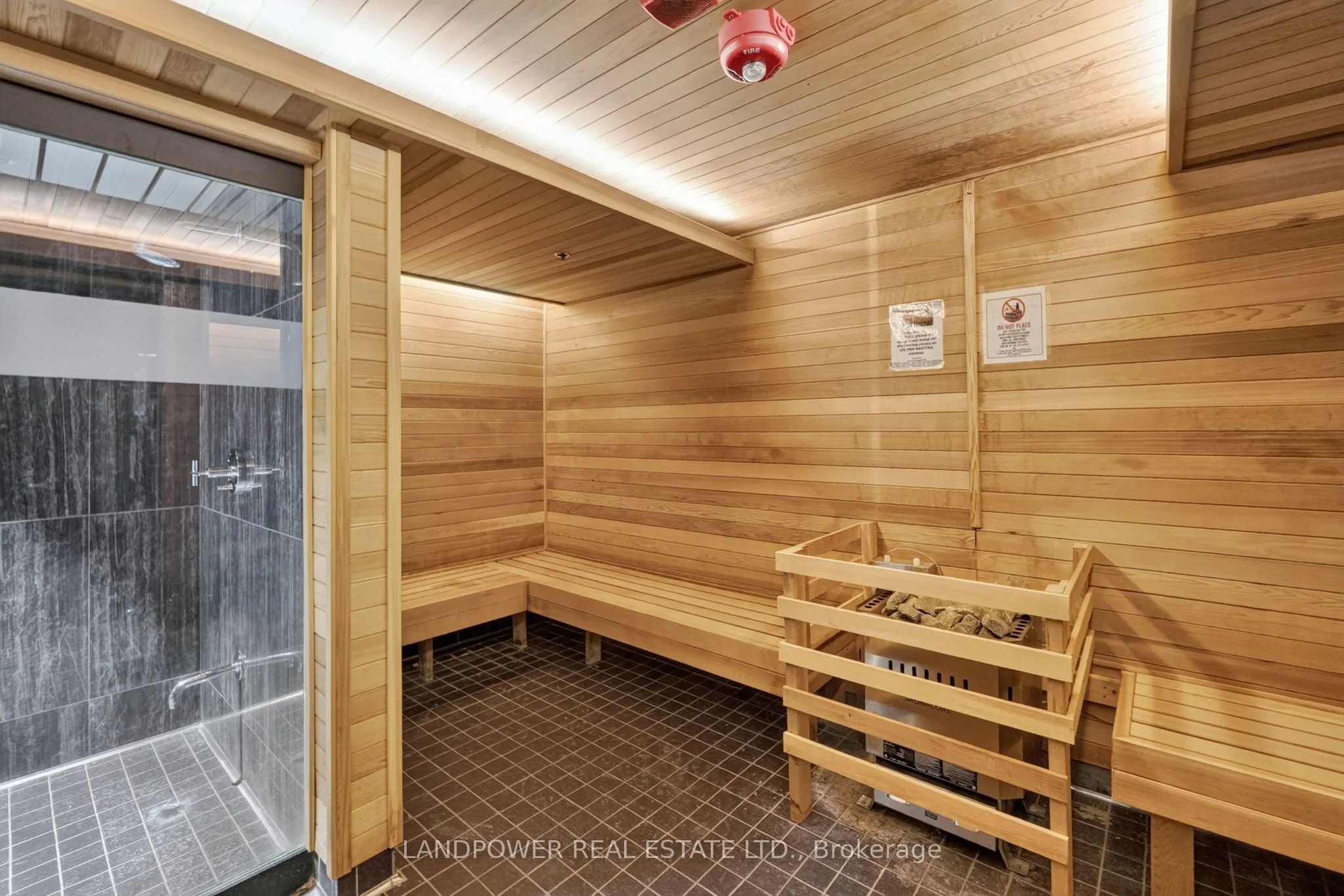 2221 Yonge Street #803