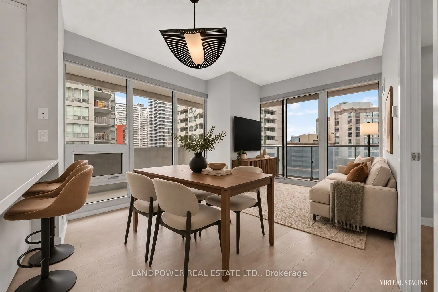 2221 Yonge Street #803