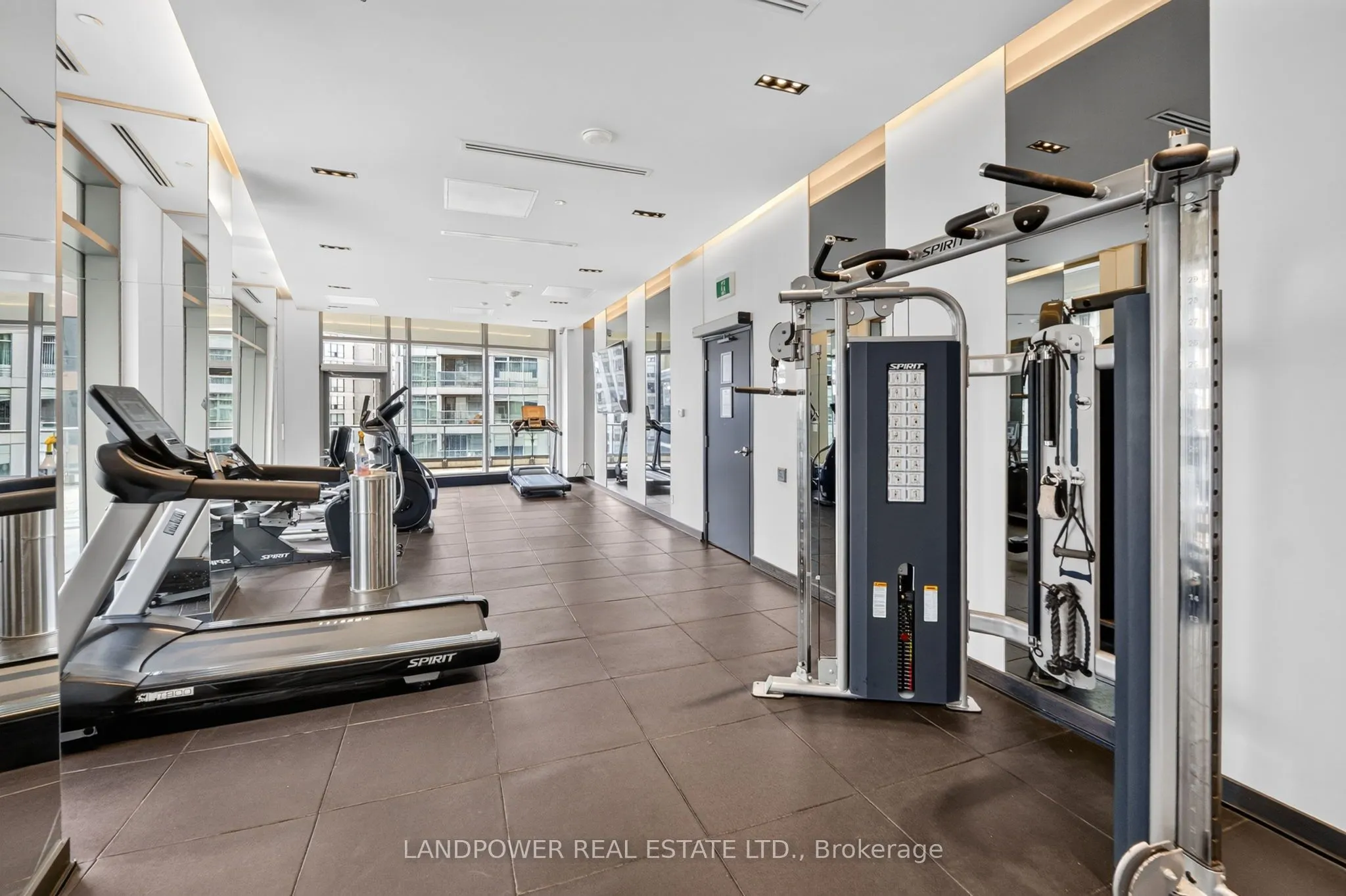 2221 Yonge Street #803